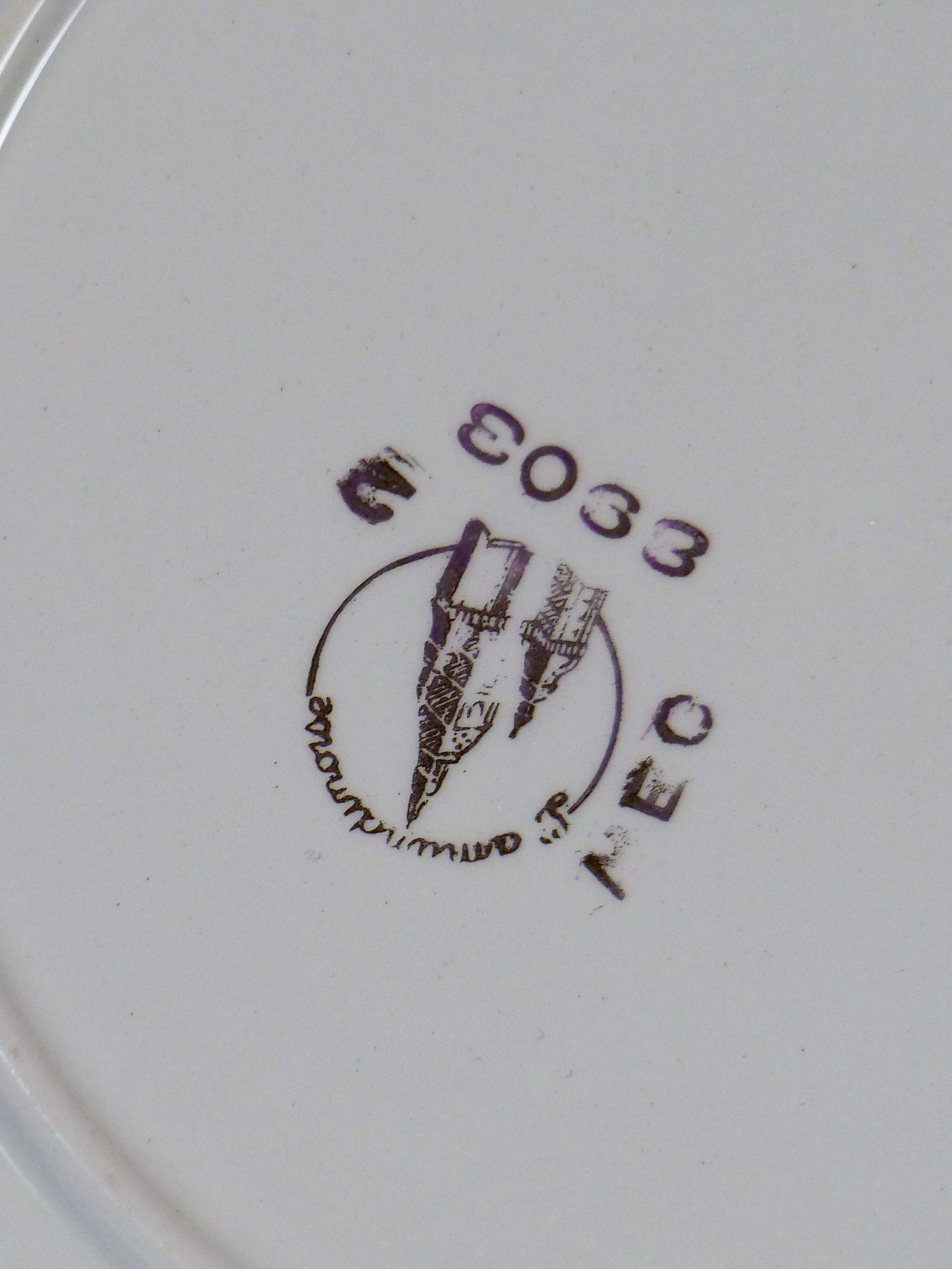 Amandinoise round serving dish