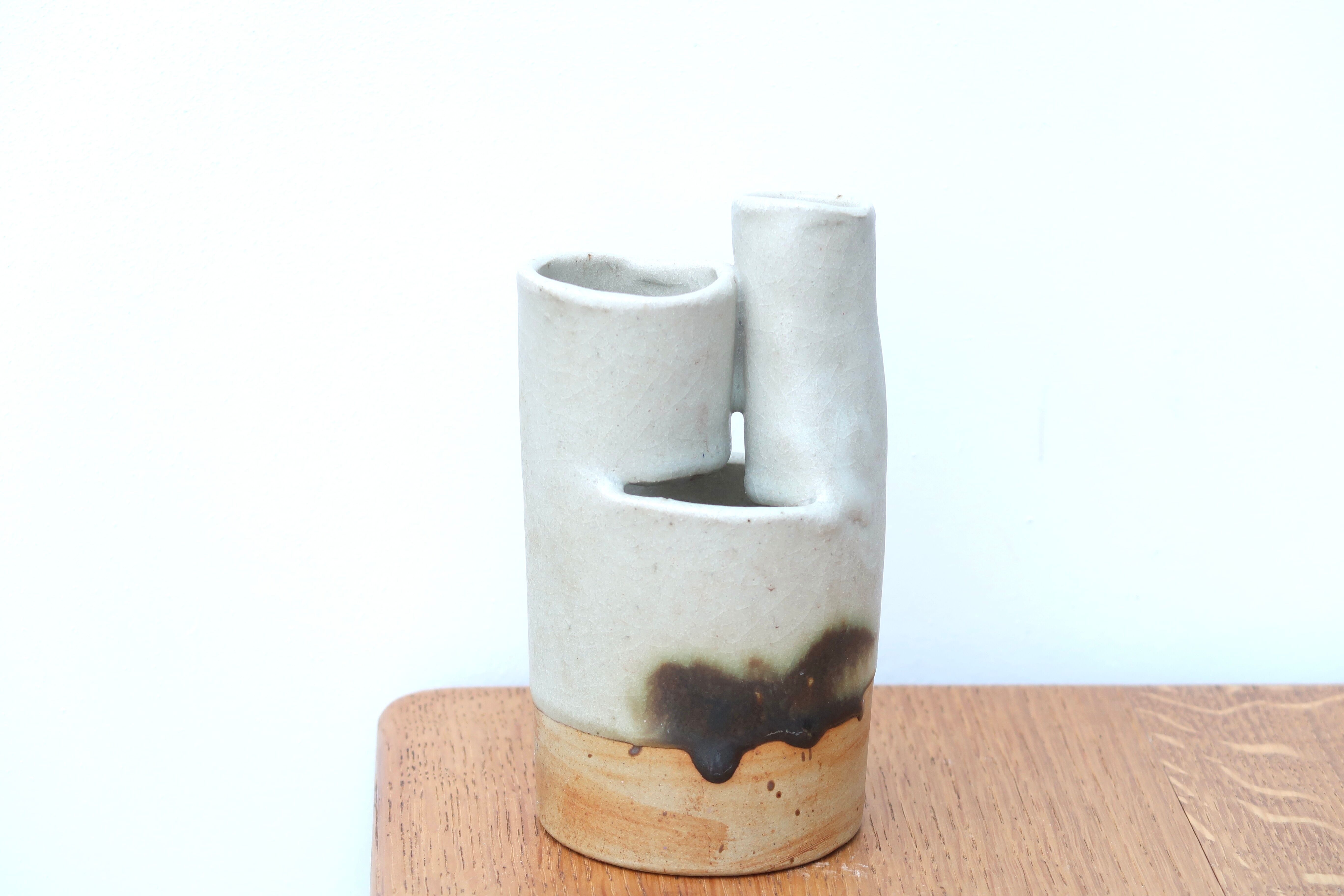 Vase en céramique de la poterie de la colombe