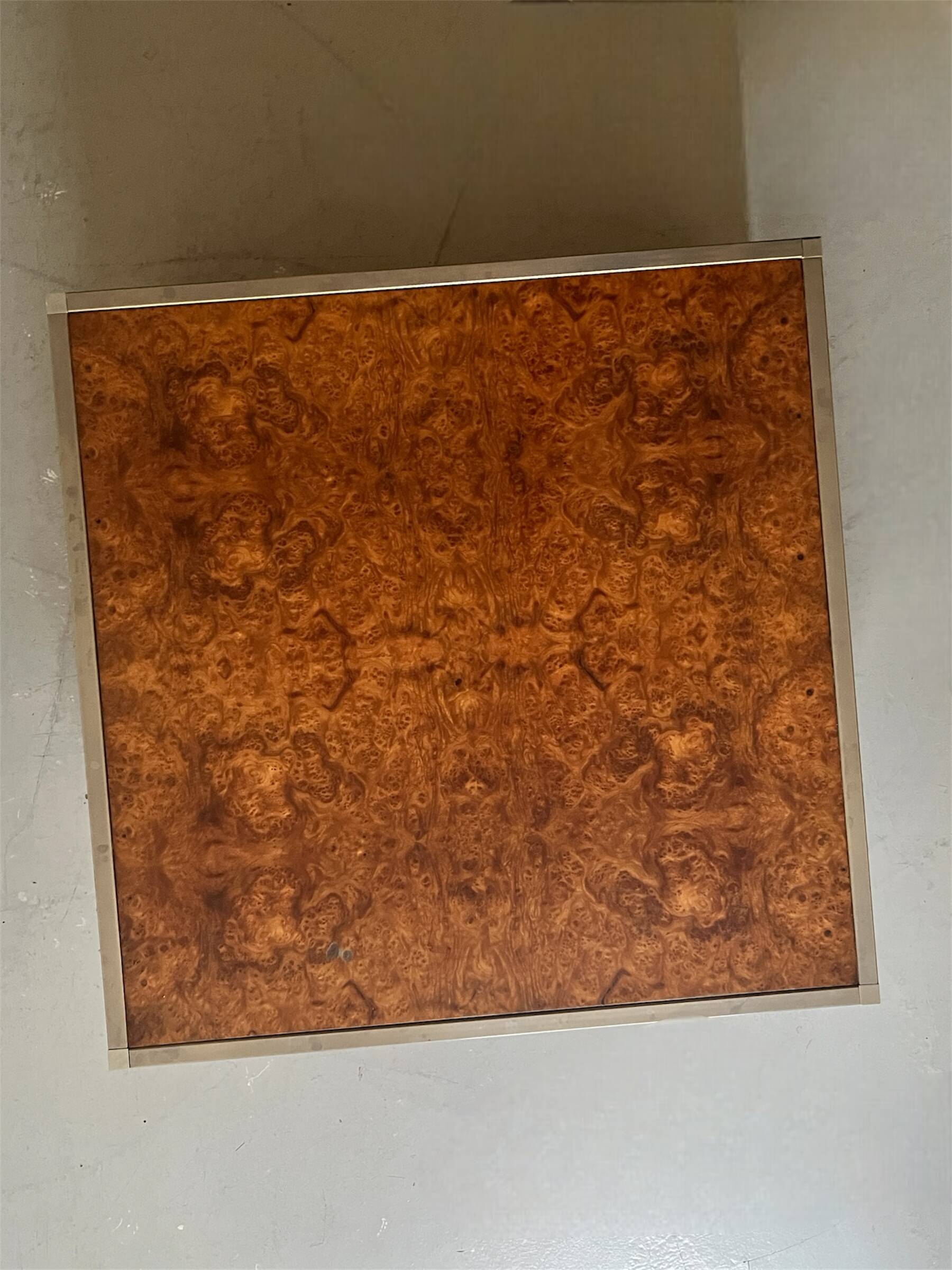 Square coffee table in metal and elm burl in the style of Willy Rizzo, 1970