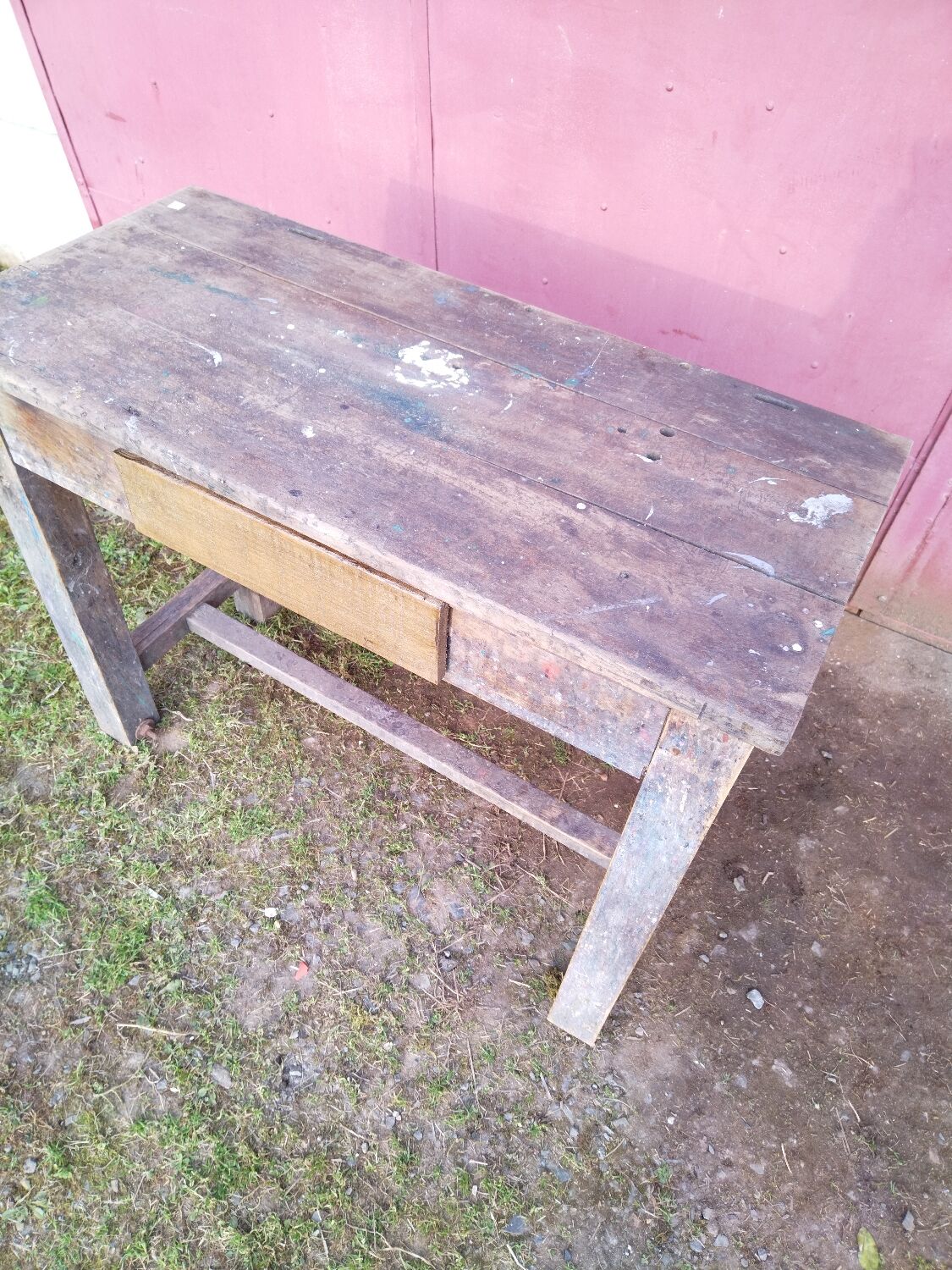 Painter workshop furniture