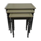 Tables gigognes