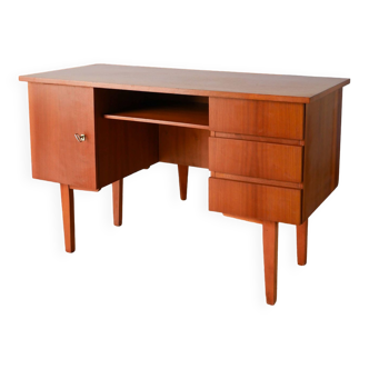 Bureau scandinave en placage teck, Design, 1950