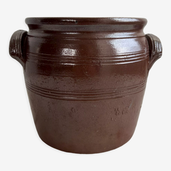 Varnished pot