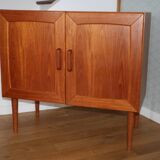 Teak sideboard with 2 doors