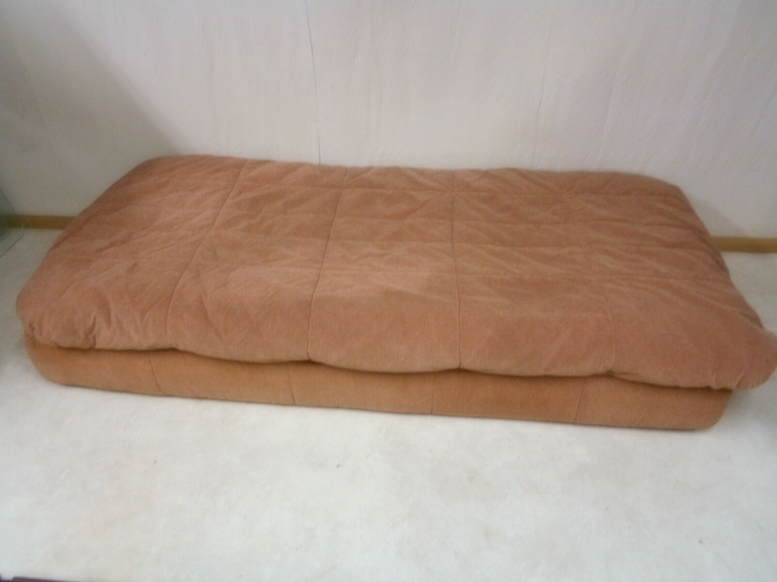 Cinna day bed and pouf