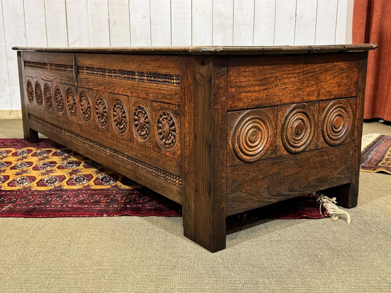 18th-century Breton chestnut bank bench