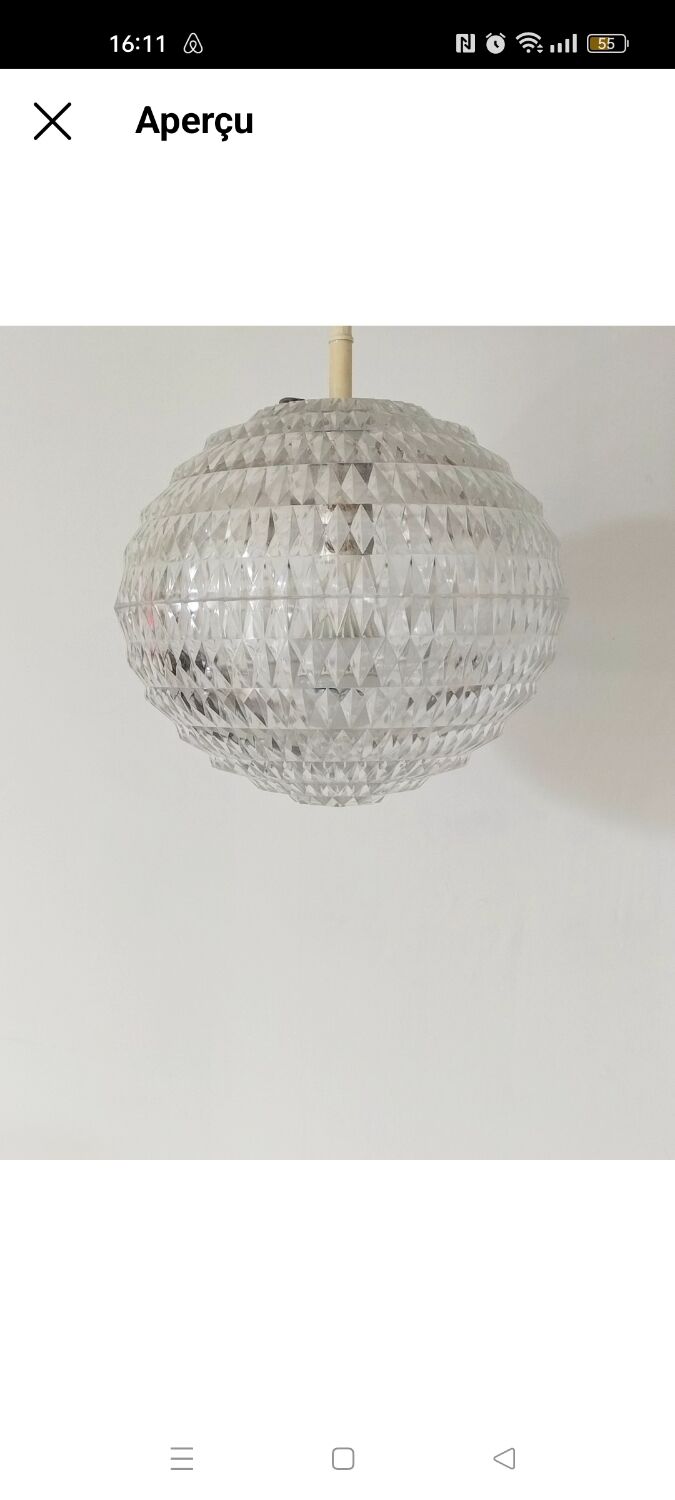Ball pendant light