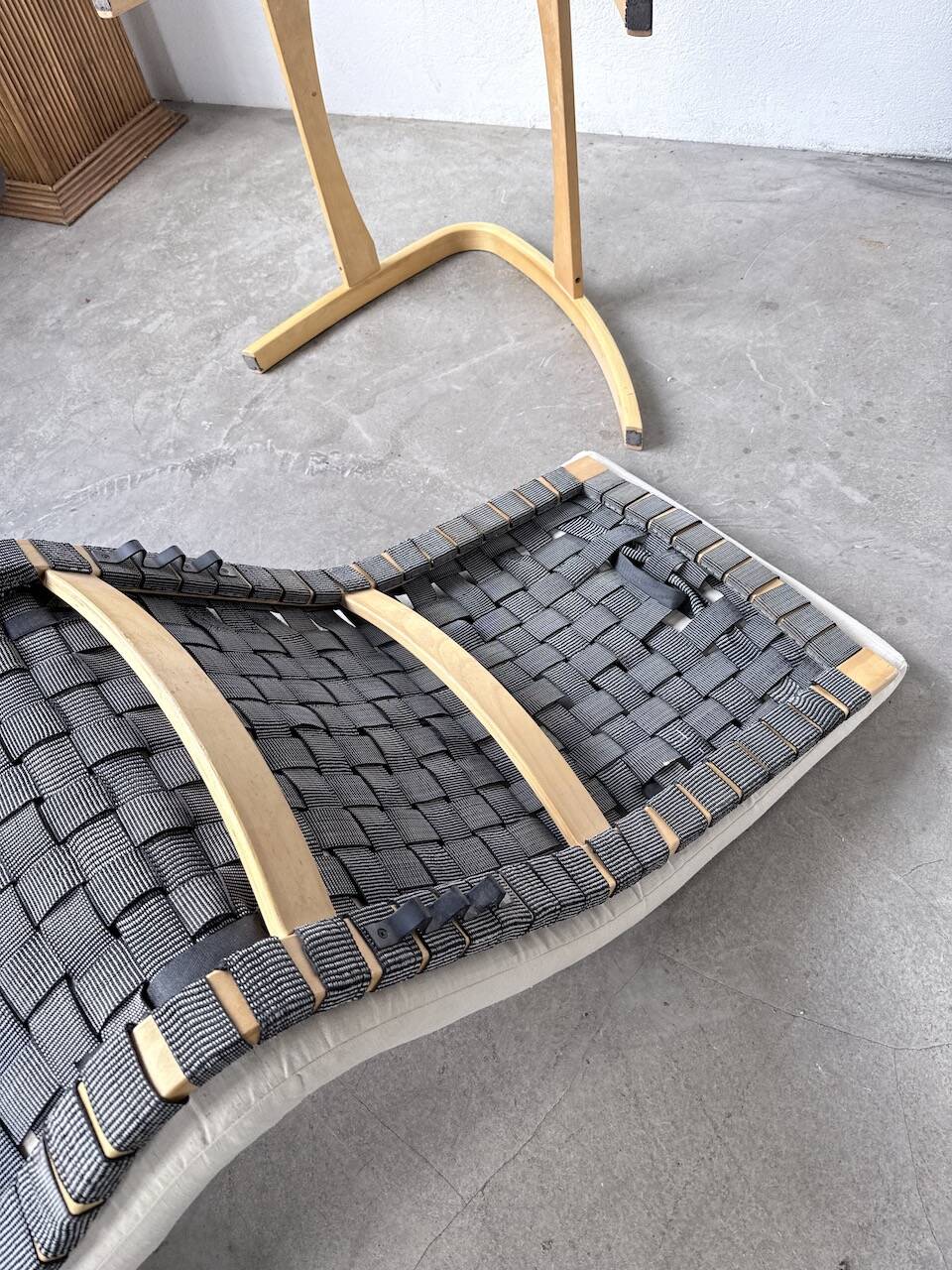 Transat hêtre bois courbé Ikea vintage Kim Samson
