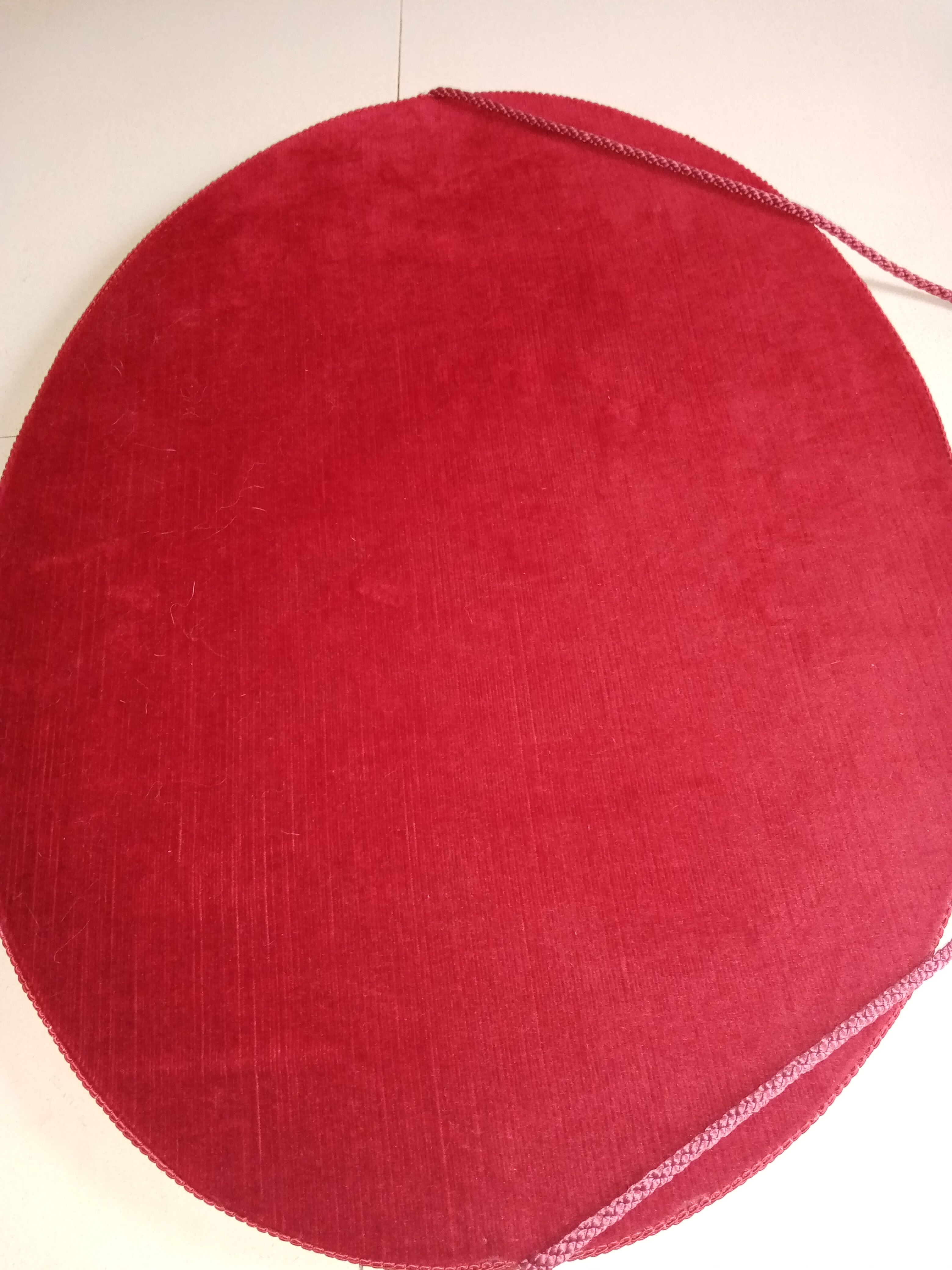 Velvet oval mirror - 59x45cm