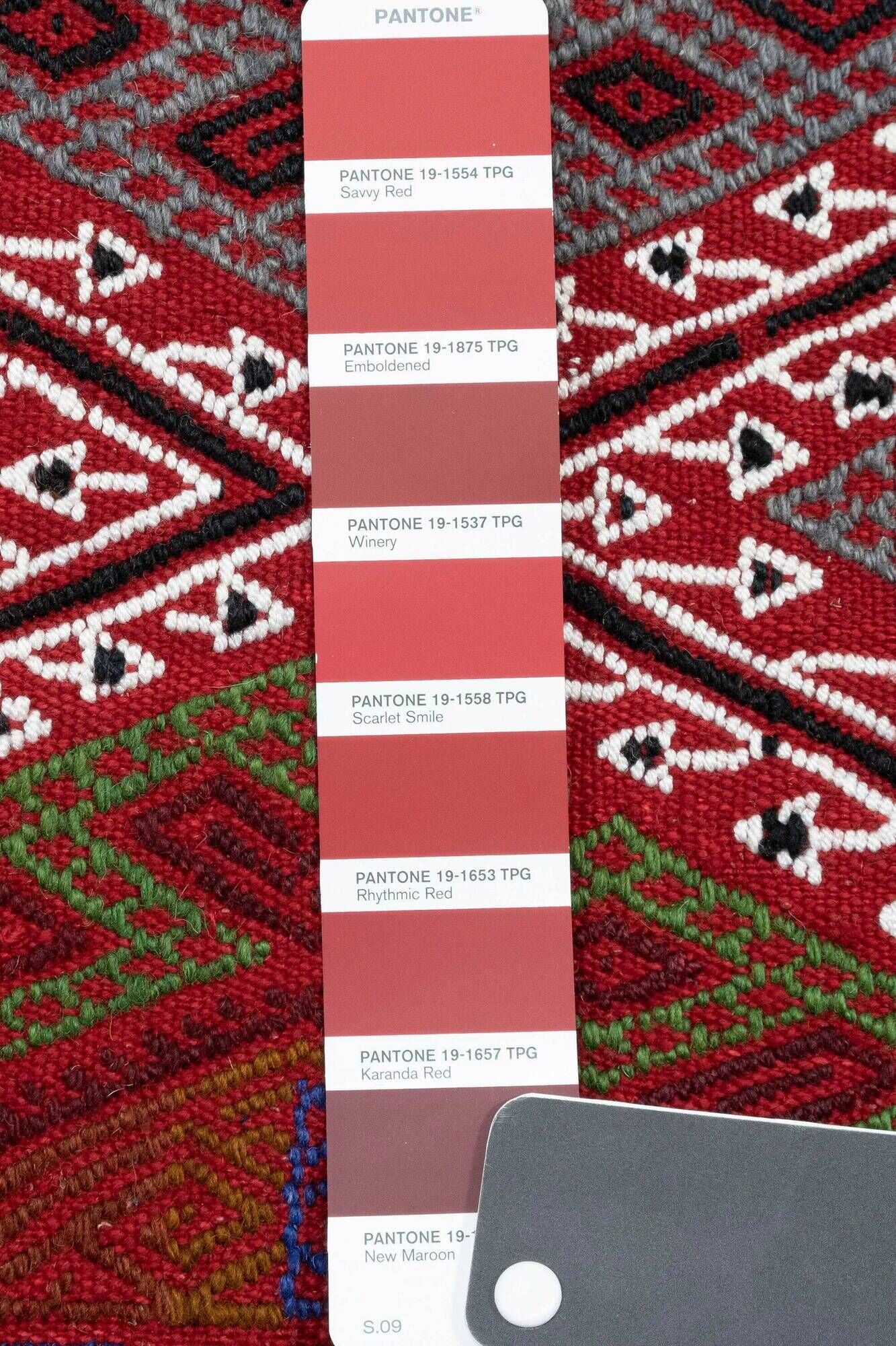 Vintage Turkish kilim, handwoven, 160x247 cm.