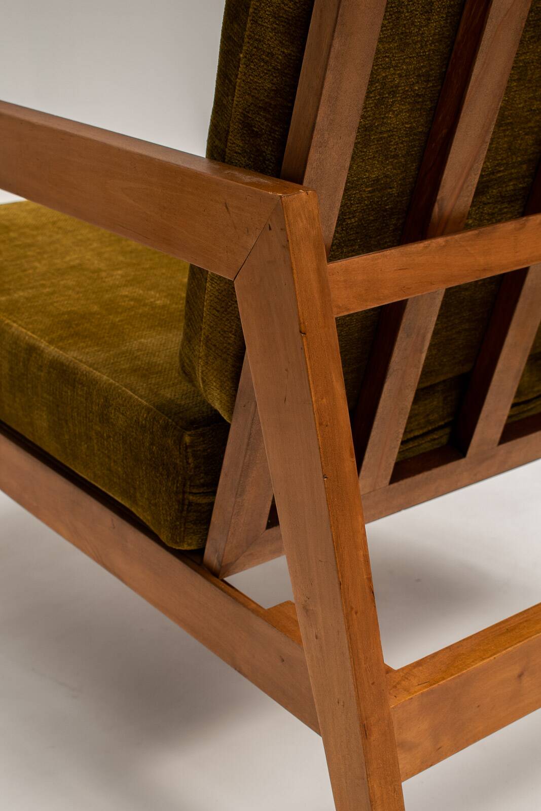 Paire de fauteuils de reconstruction française, France 1960s