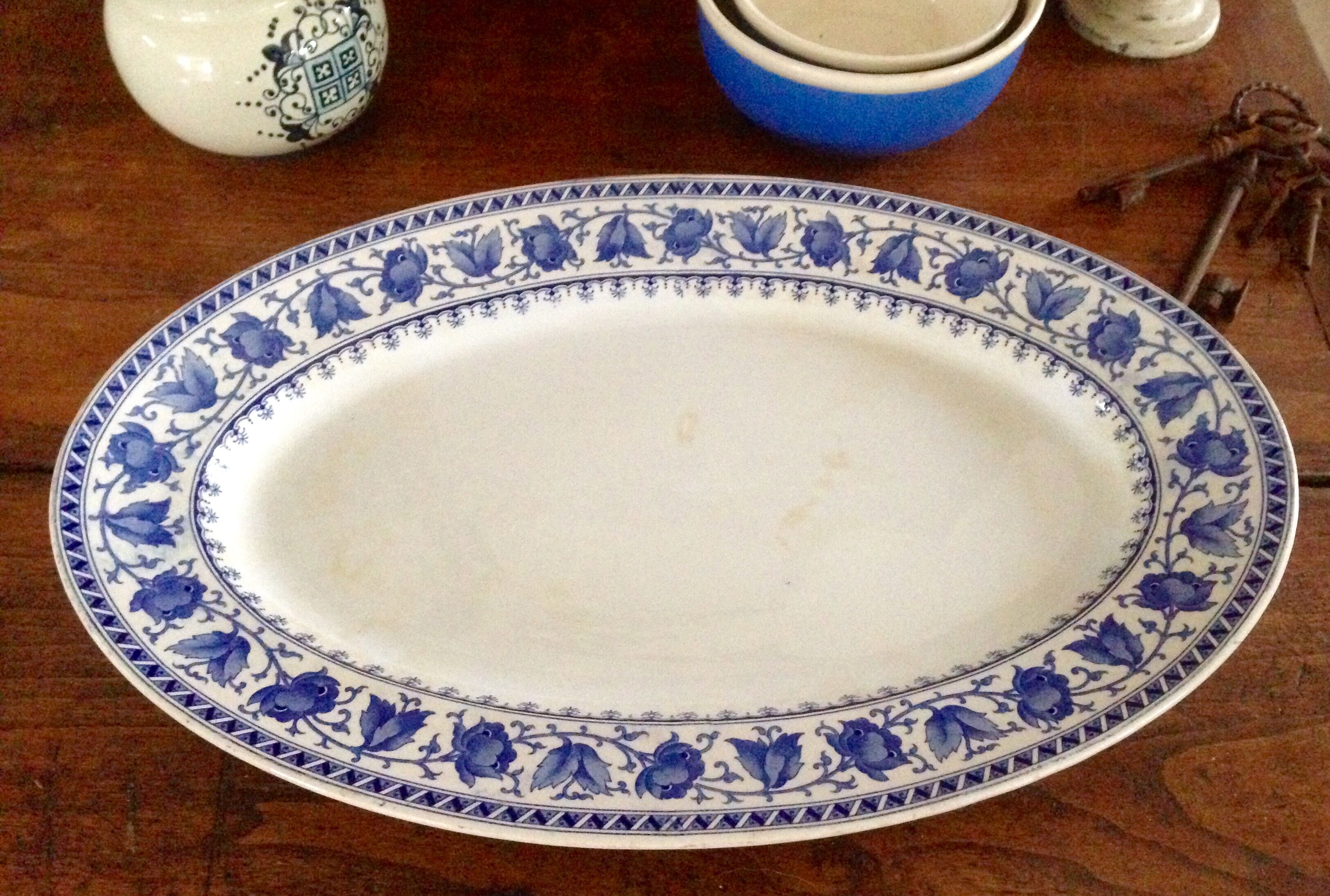 Dish Sarreguemines circa 1900