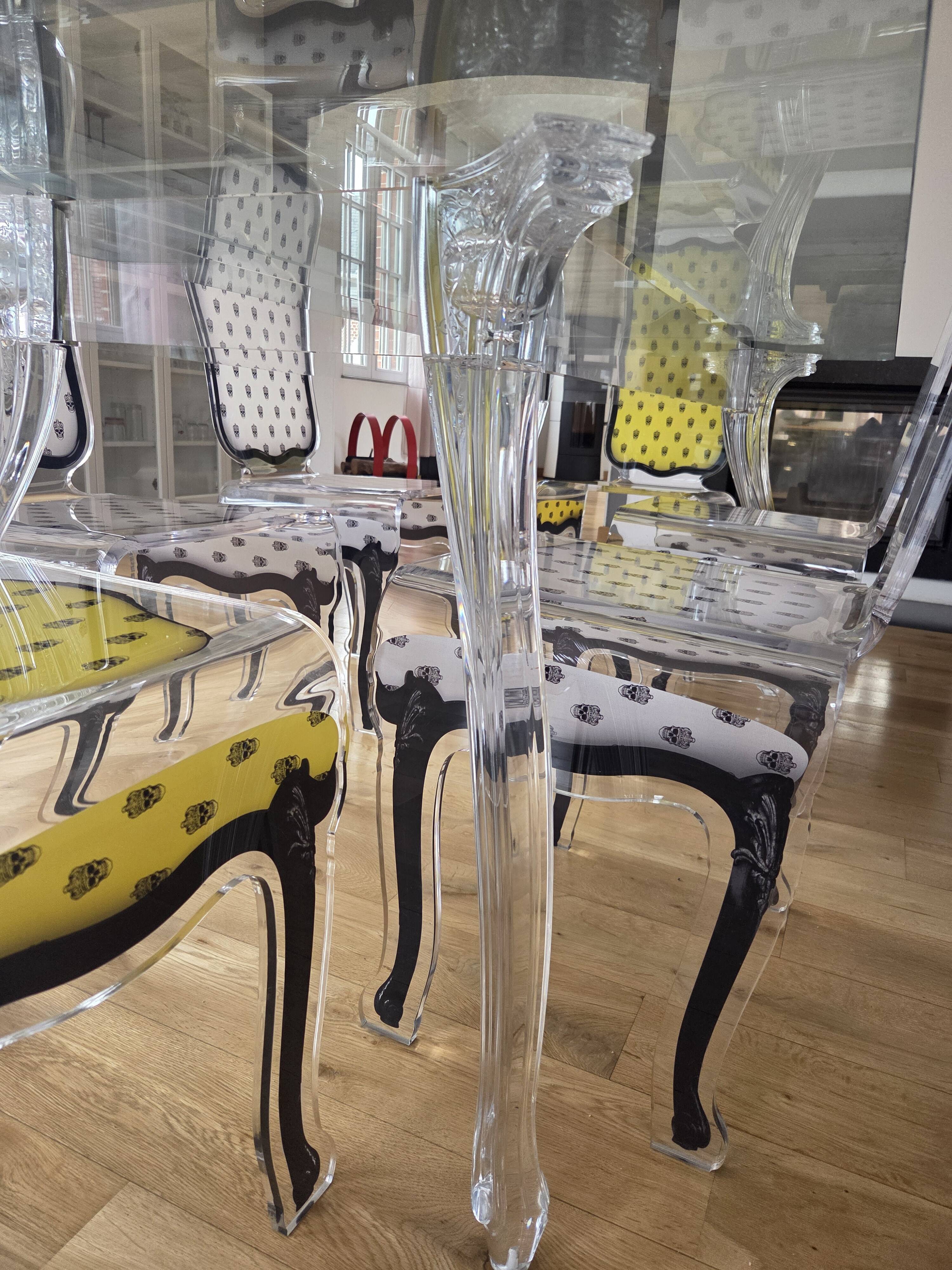 Table + 6 chairs