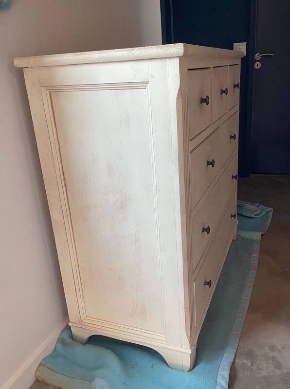 Belle Commode en Pin