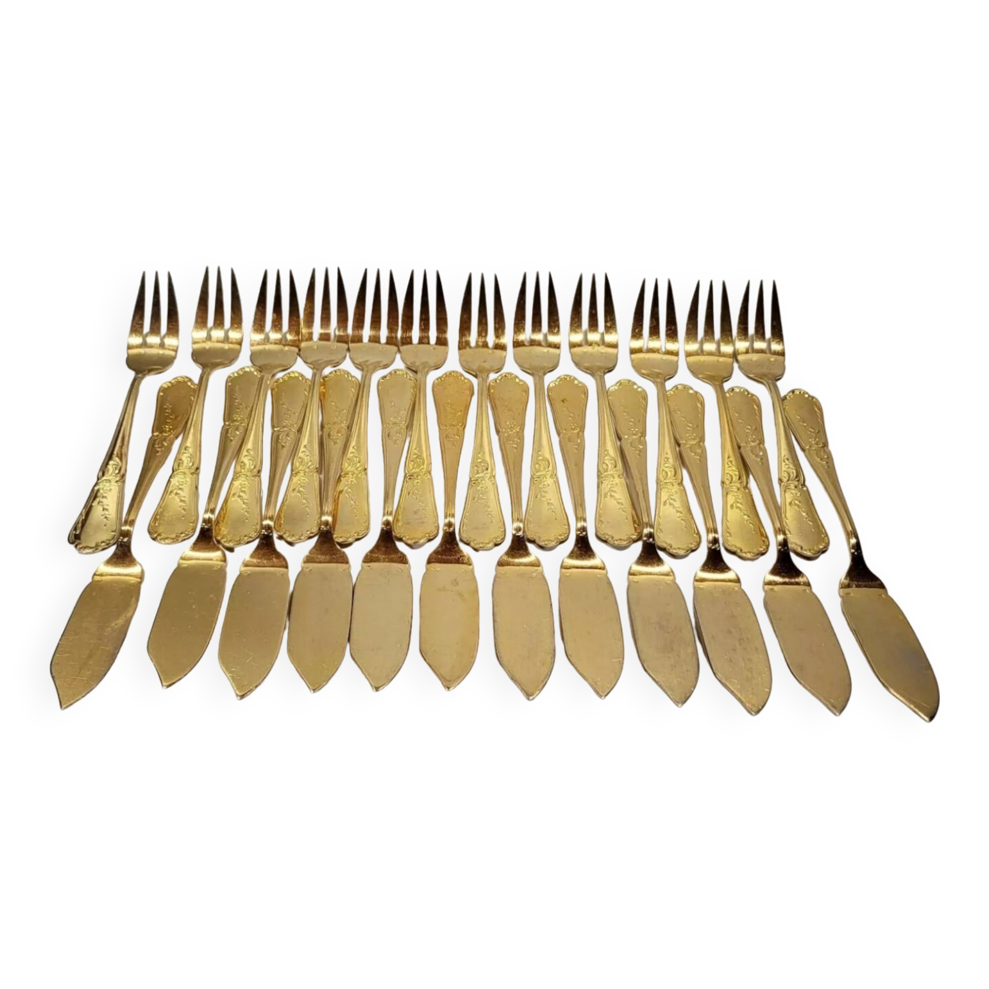 Gold metal fish cutlery, knives and forks 24 pieces