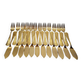 Couverts à poissons en métal doré, couteaux et fourchettes 24 pièces