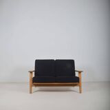 Danish sofa GE-290 designed by Hans Wegner for Getama