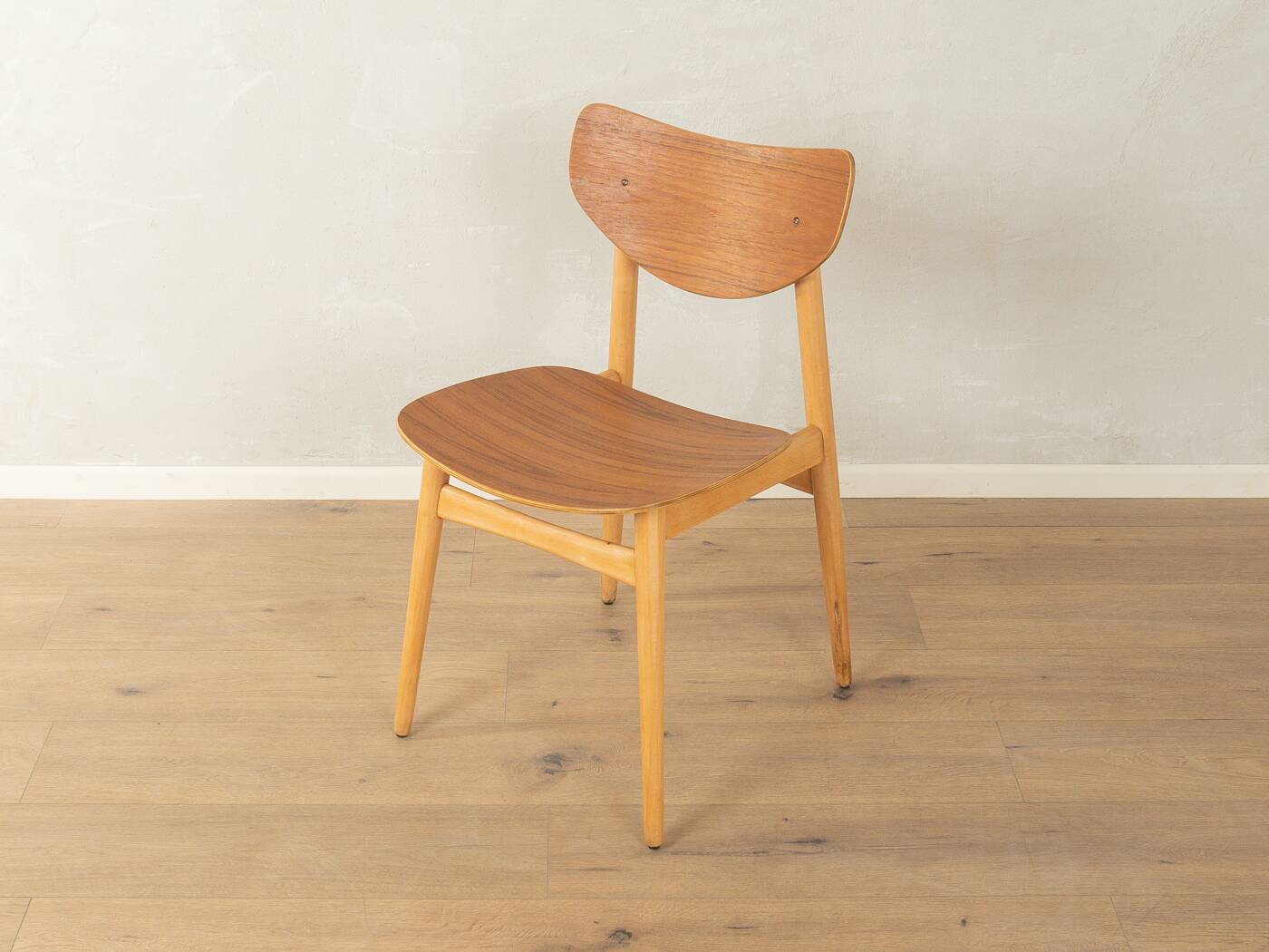 Chaises en contreplaqué des années 1950