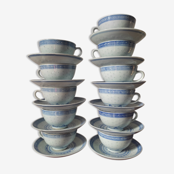 11 tasses et soucoupes en porcelaine chinoise vintage