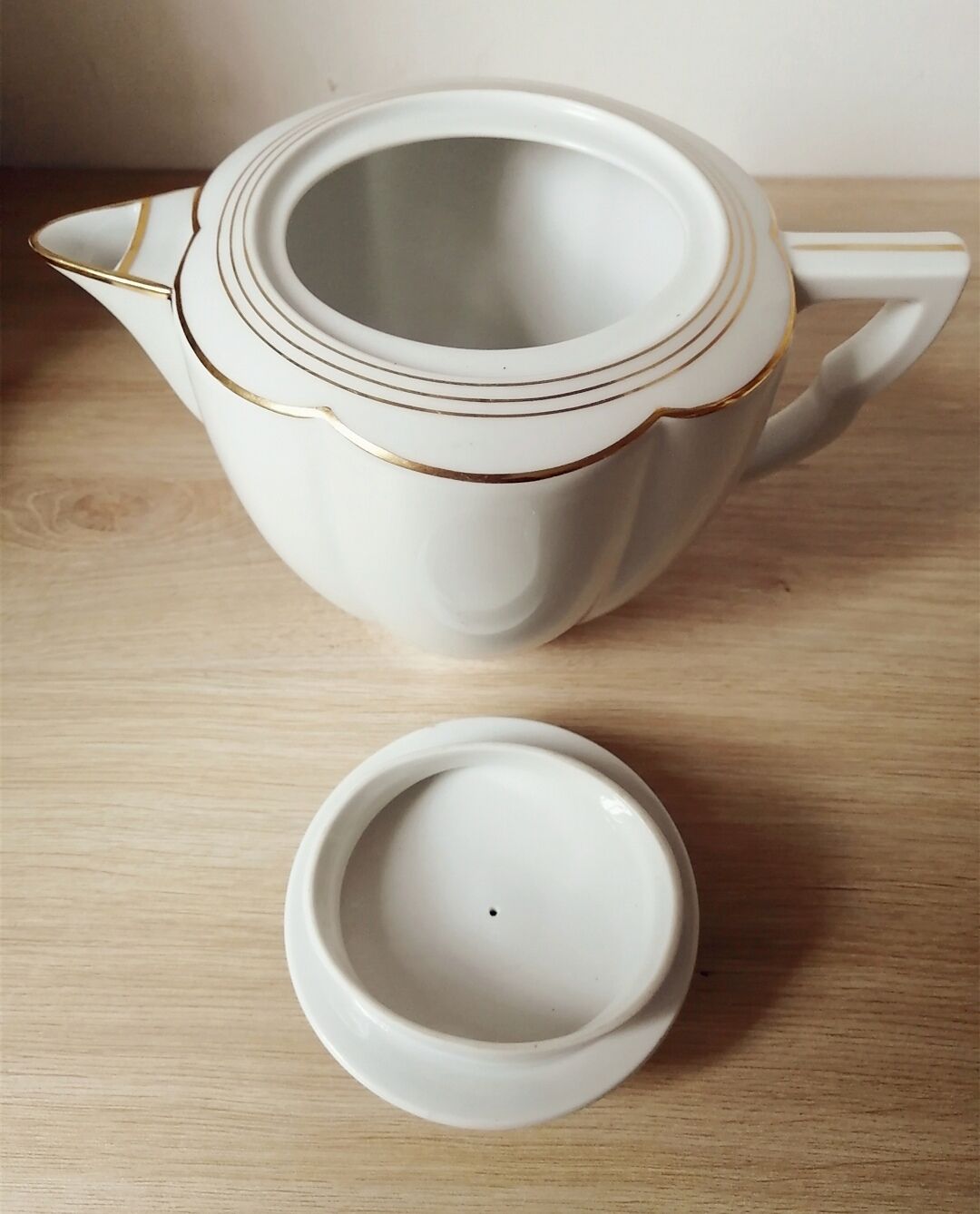 Art Deco teapot, sugar bowl and creamer