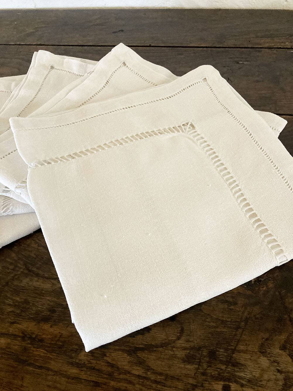 5 old openwork cotton crepe napkins