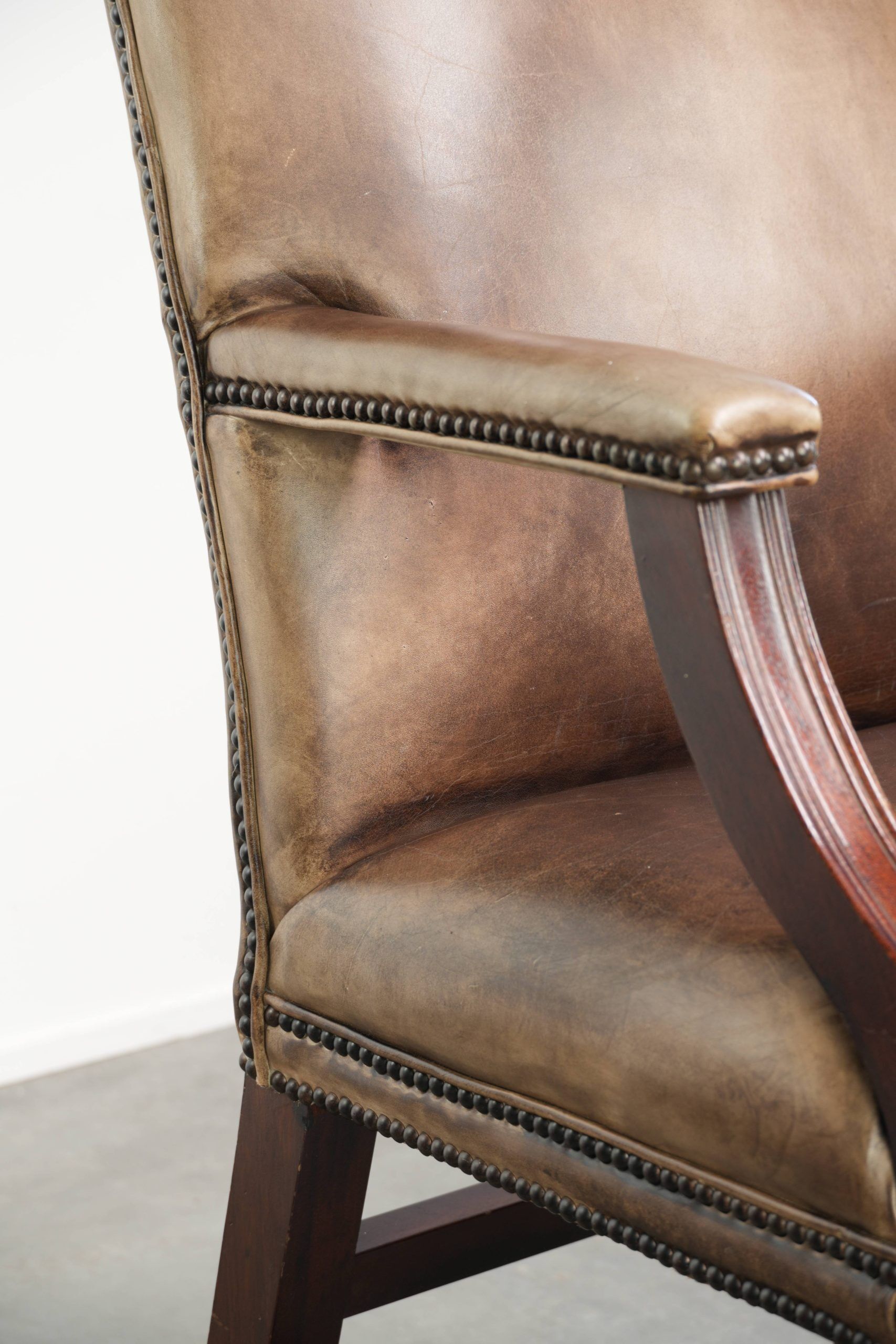 Chaise de bureau/chaise d'appoint Gainsborough en cuir de vache de style anglais du 20e siècle