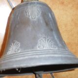 Cloche fer forgé