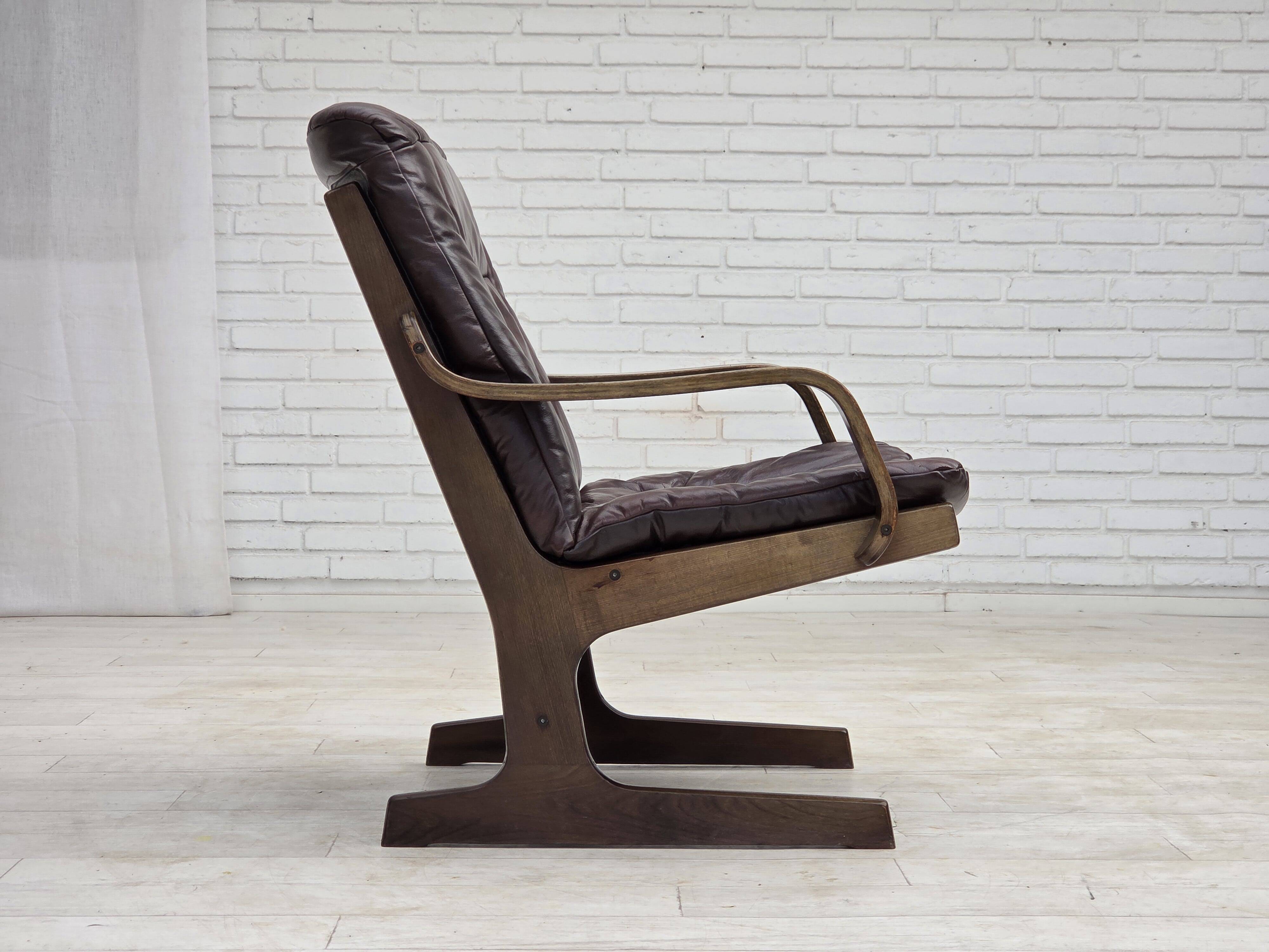 Fauteuil scandinave en cuir marron, années 1970