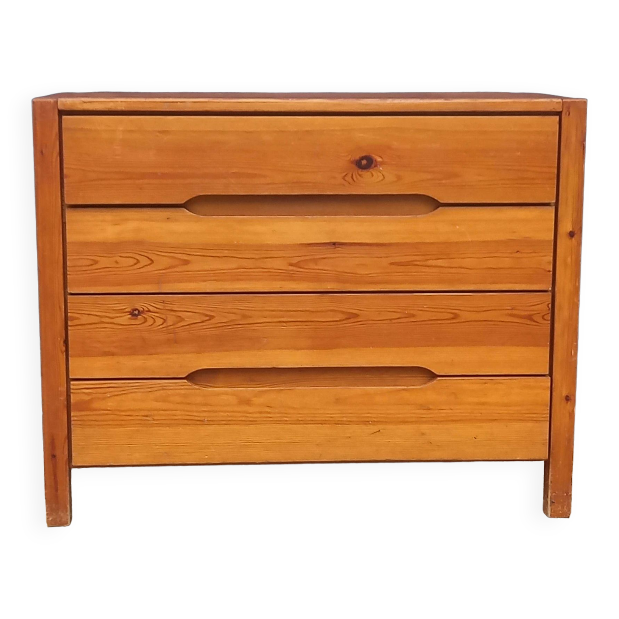pine chest of drawers