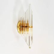 1980s wall lamp in gilded brass and crystal glass by Novaresi Milano