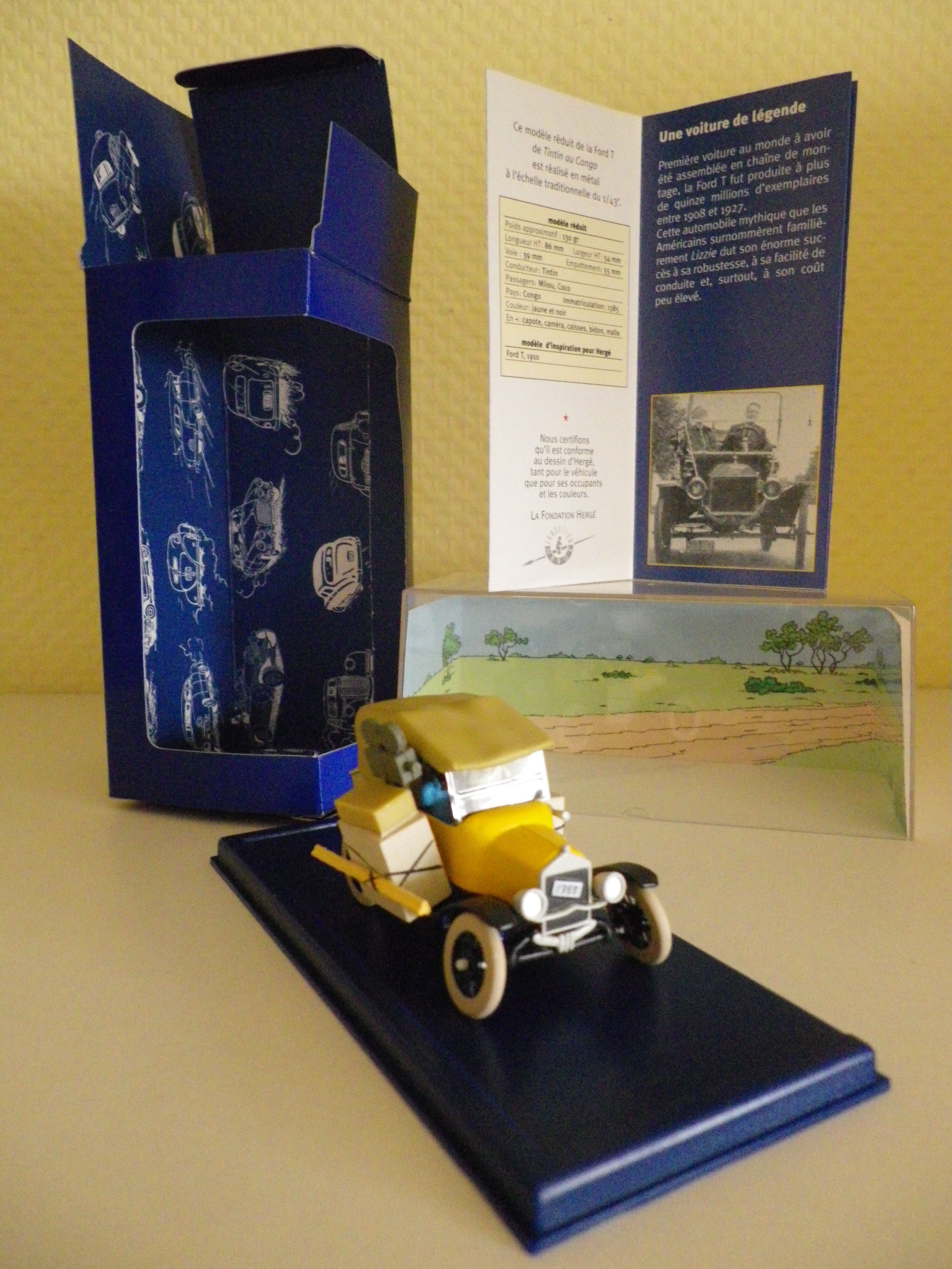 Lot of 5 Tintin collection cars, 1/43rd, original cases