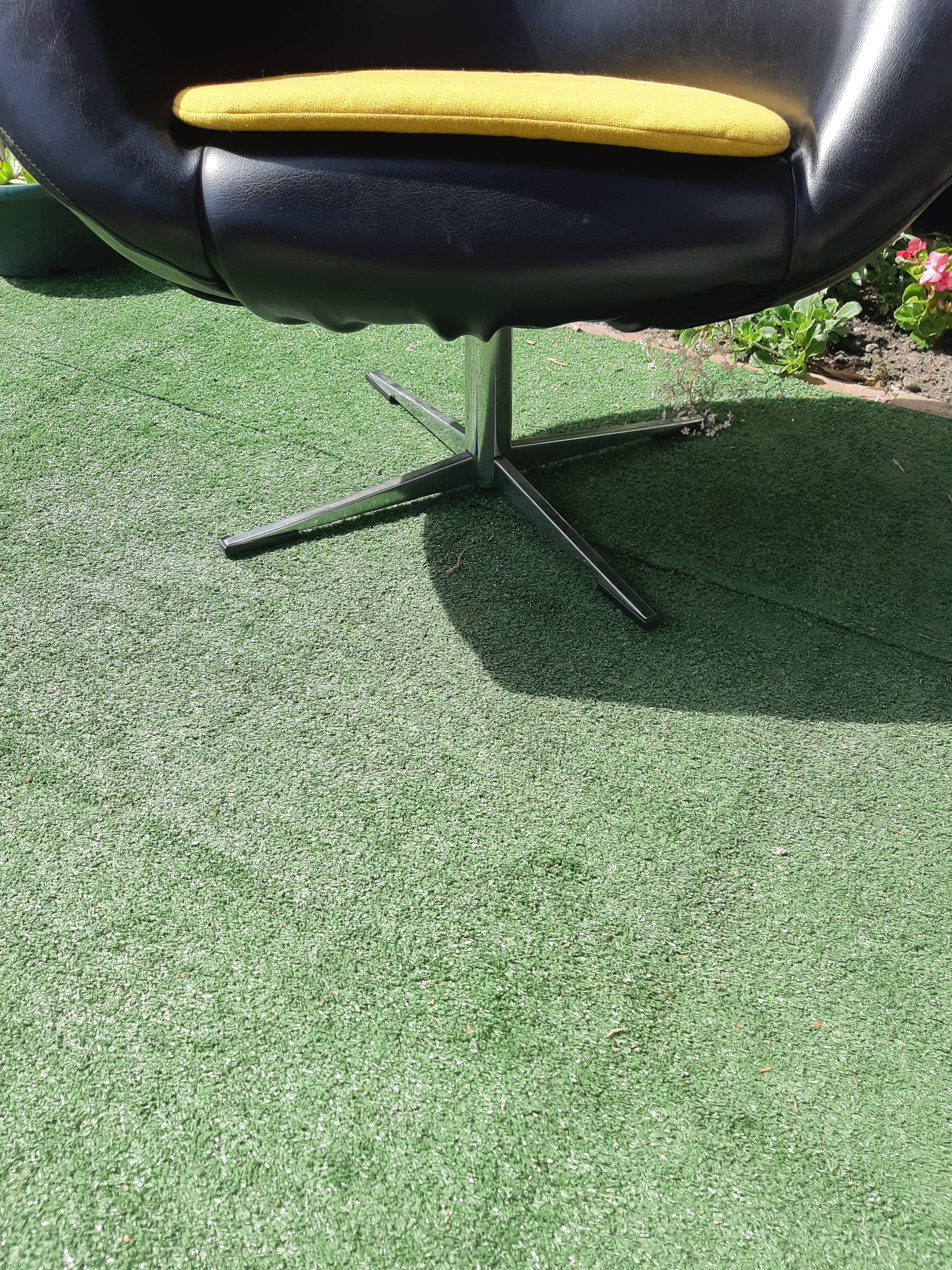 Vintage swivel armchair