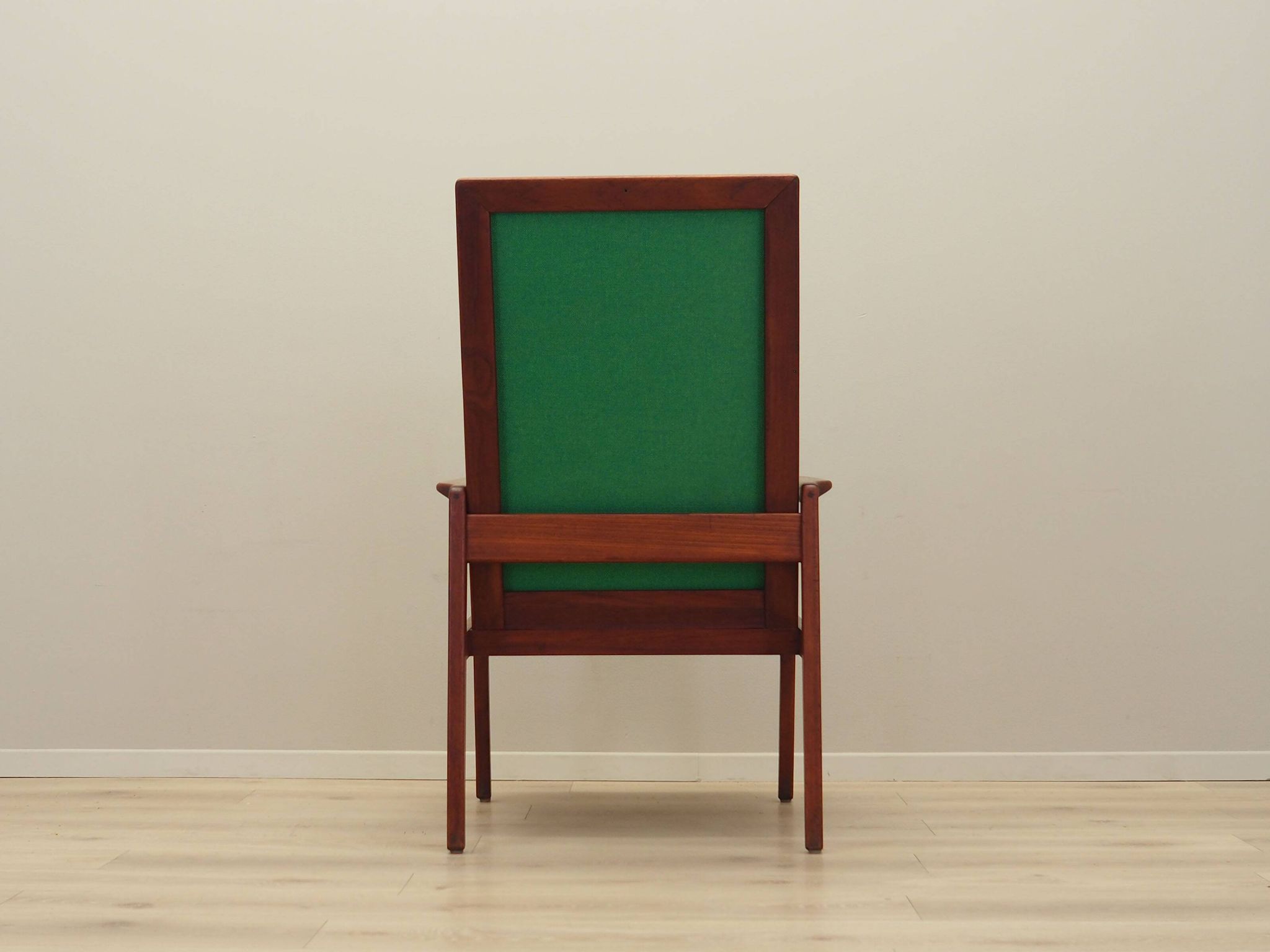 Fauteuil danois en teck et tissu vert, années 1970