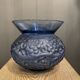 Un vase en verre bleu Fontainebleau de René Lalique