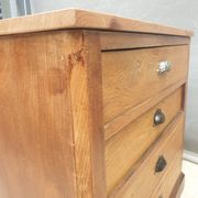 Petite commode Chêne Orme Acajou début XXème