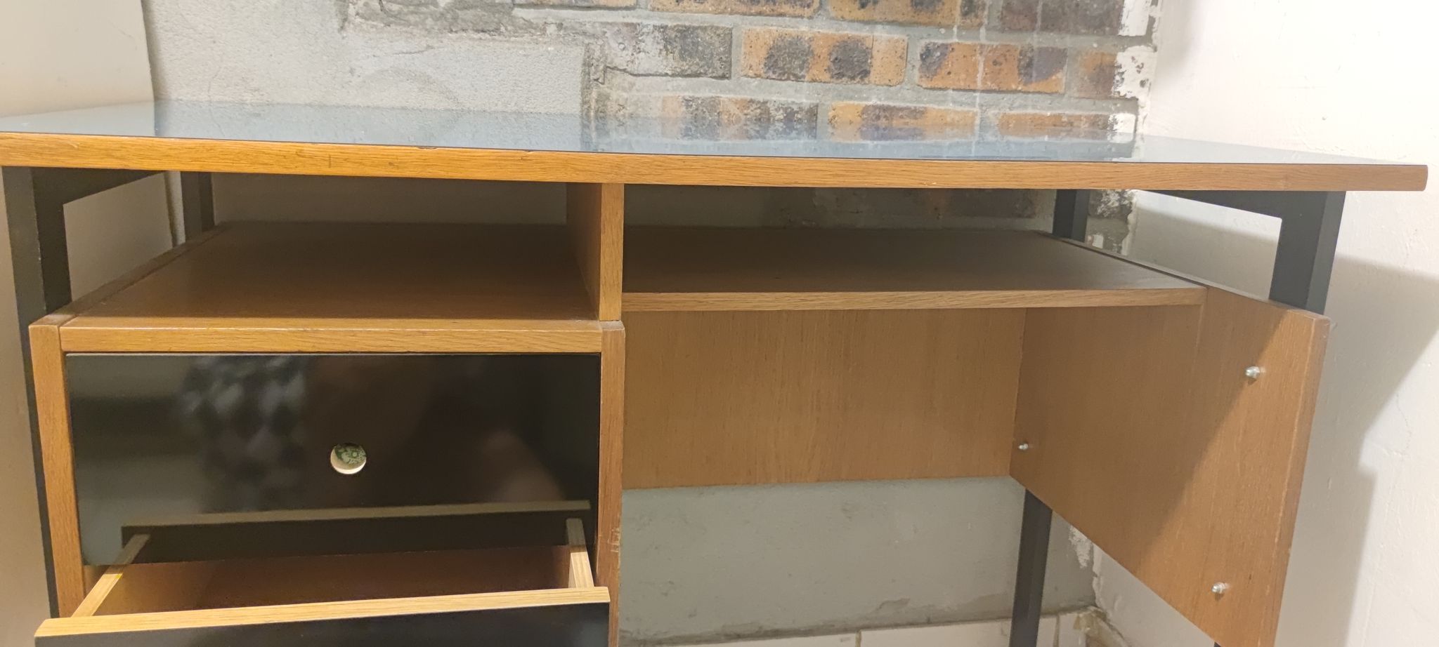 Bureau vintage bois années 1950, plateau bleu