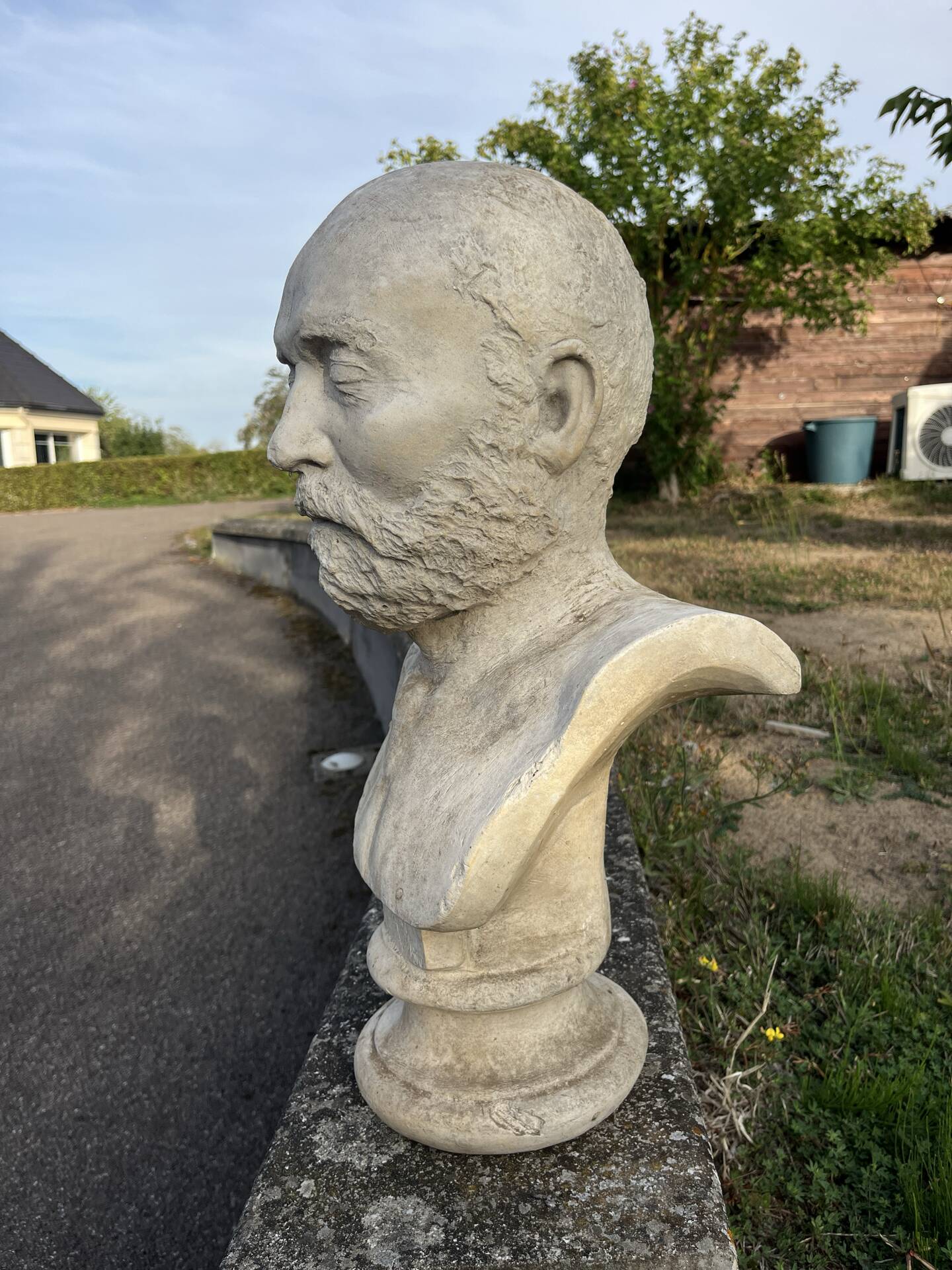Buste ancien en plâtre, début XXeme