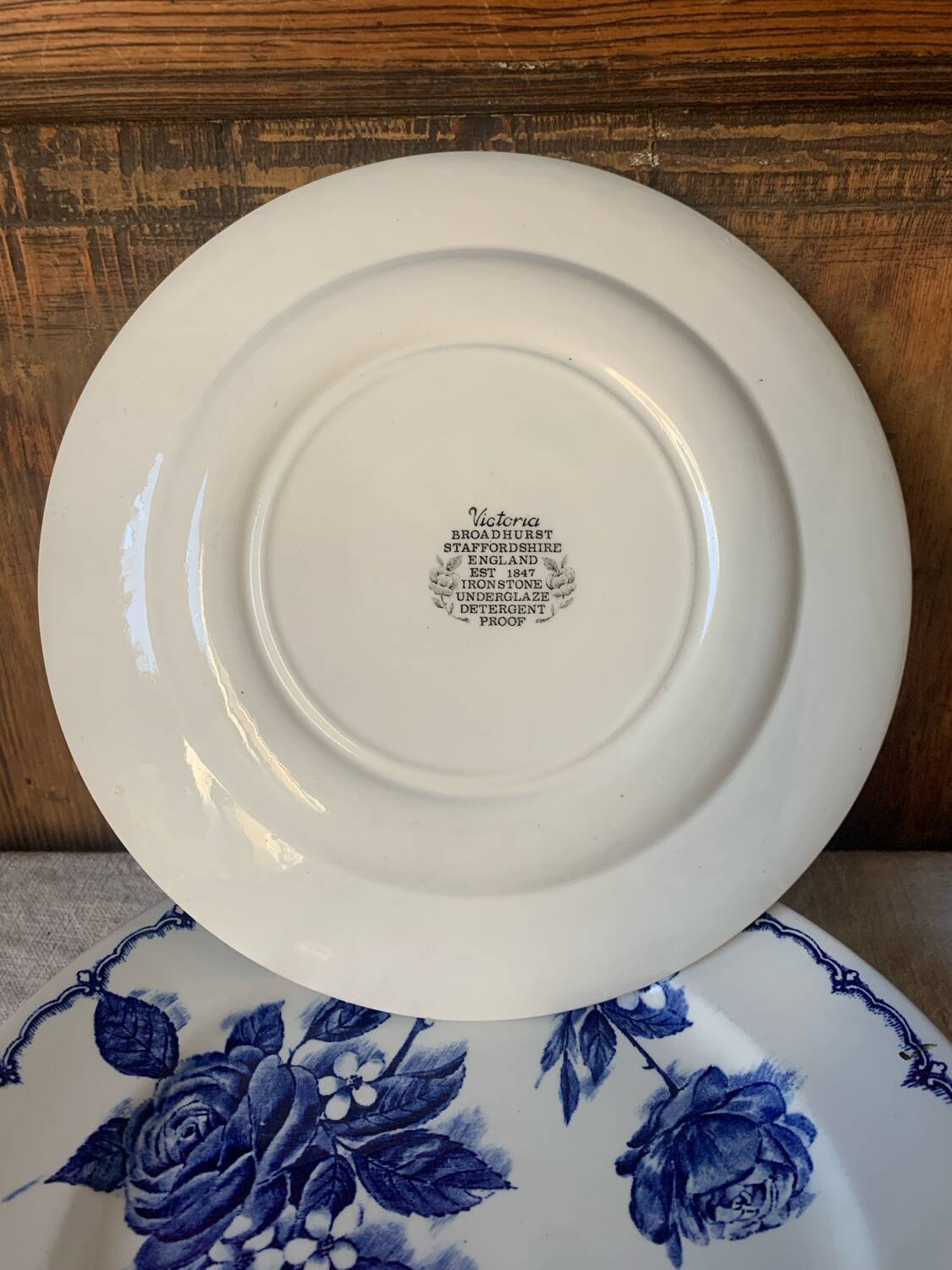 6 English flat plates Staffordshire Victoria