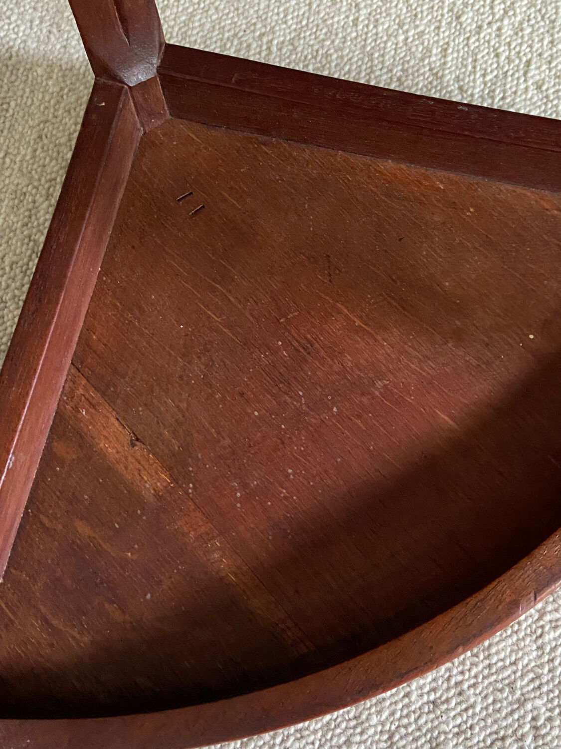 Pair of bedside tables, rosewood necks