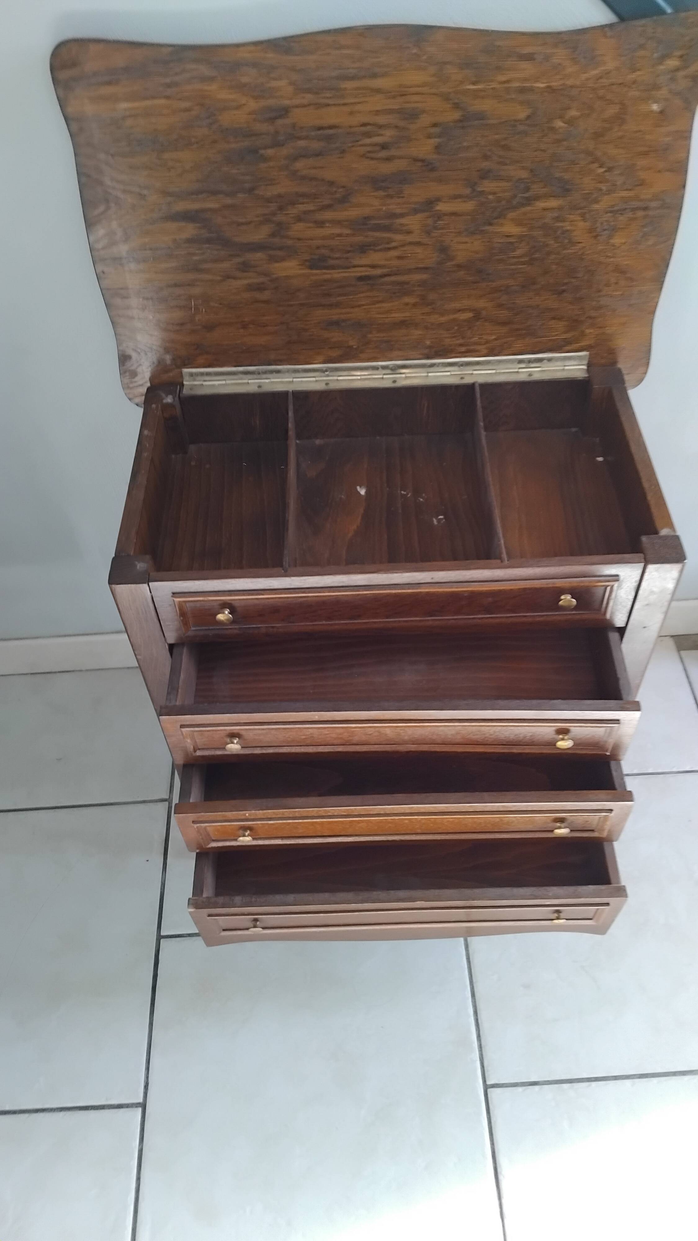 Vintage solid oak low cabinet dresser
