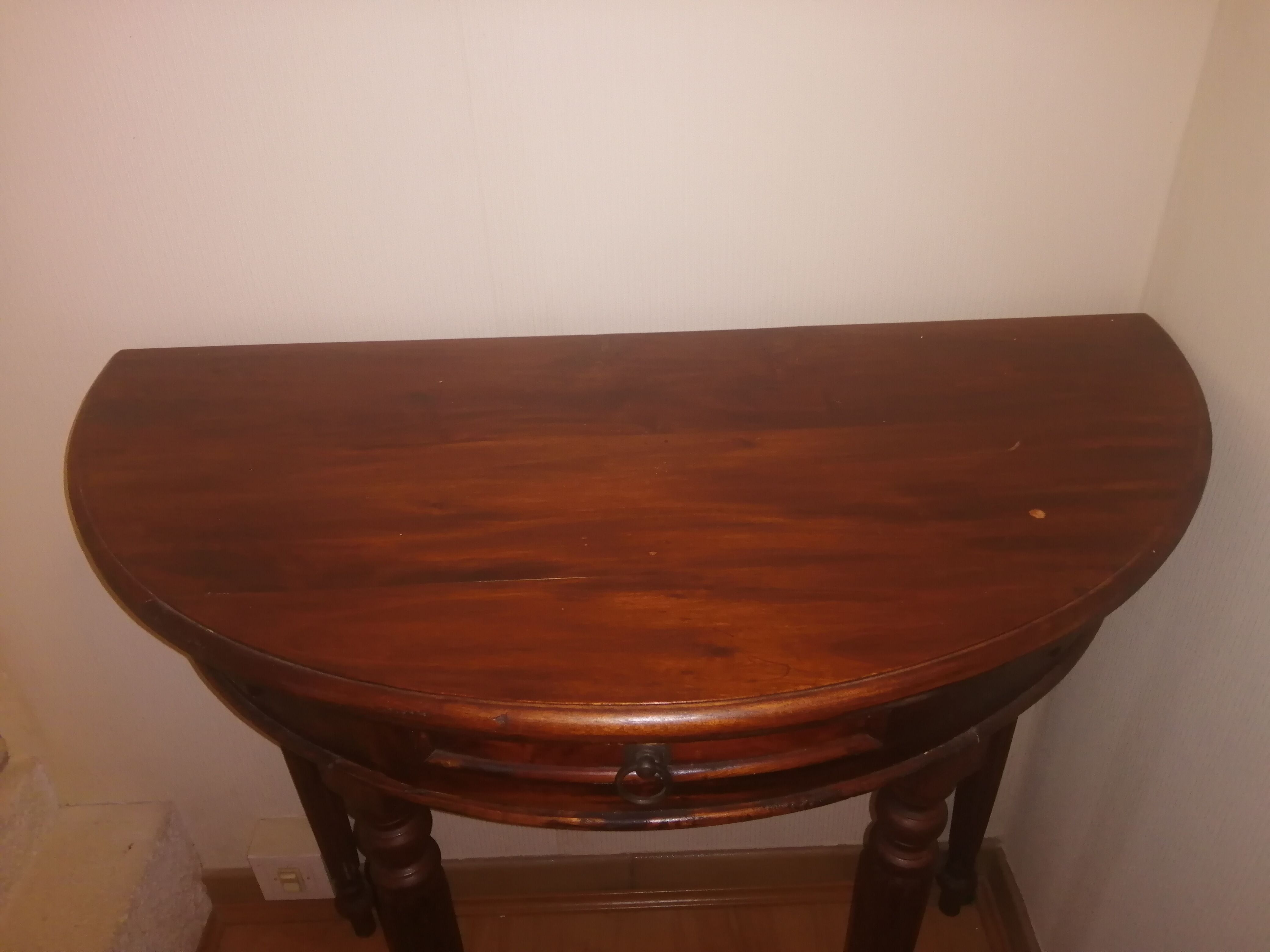 Half-moon wooden console