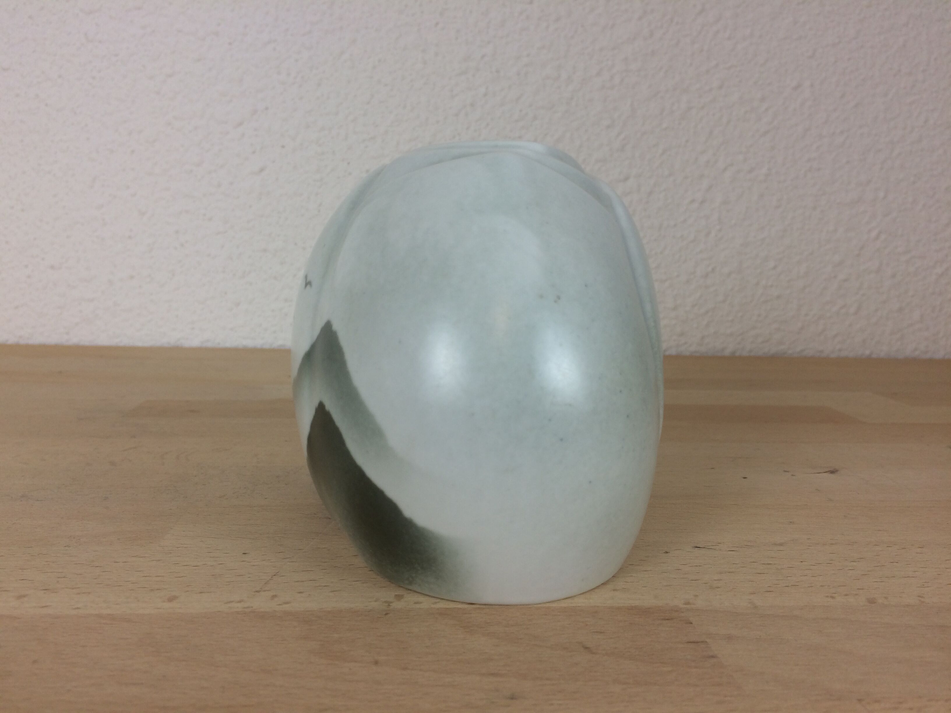 Virebent porcelain landscape vase