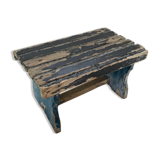 Tabouret en bois bleu et noir