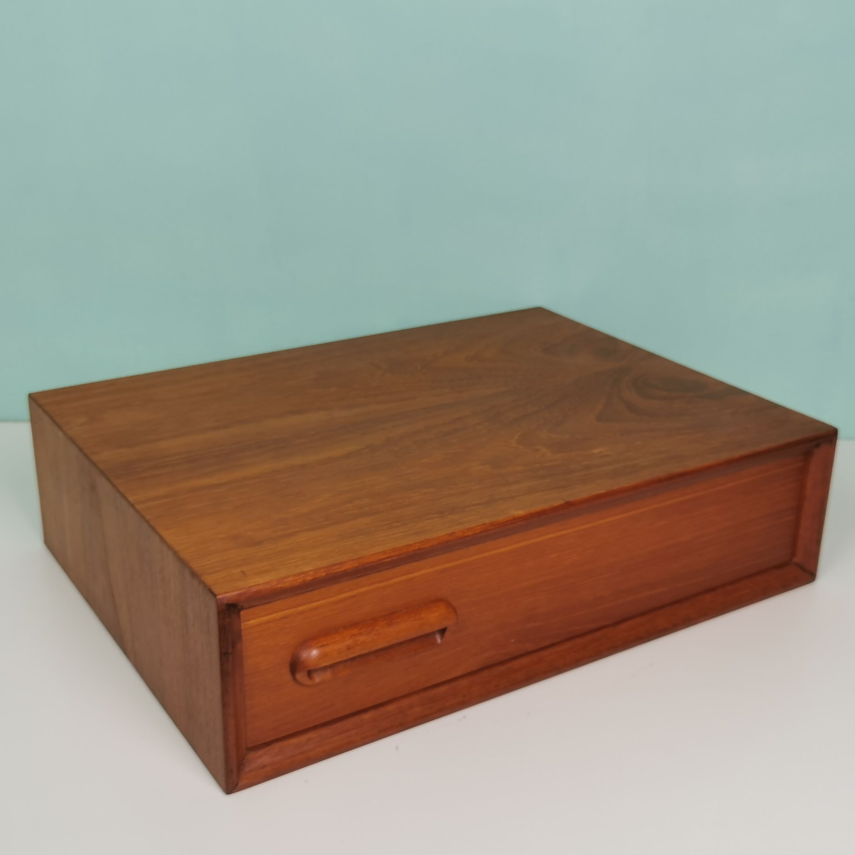 Chevets suspendus scandinaves