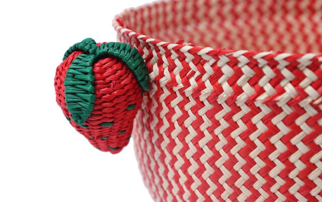Braided basket strawberry pattern