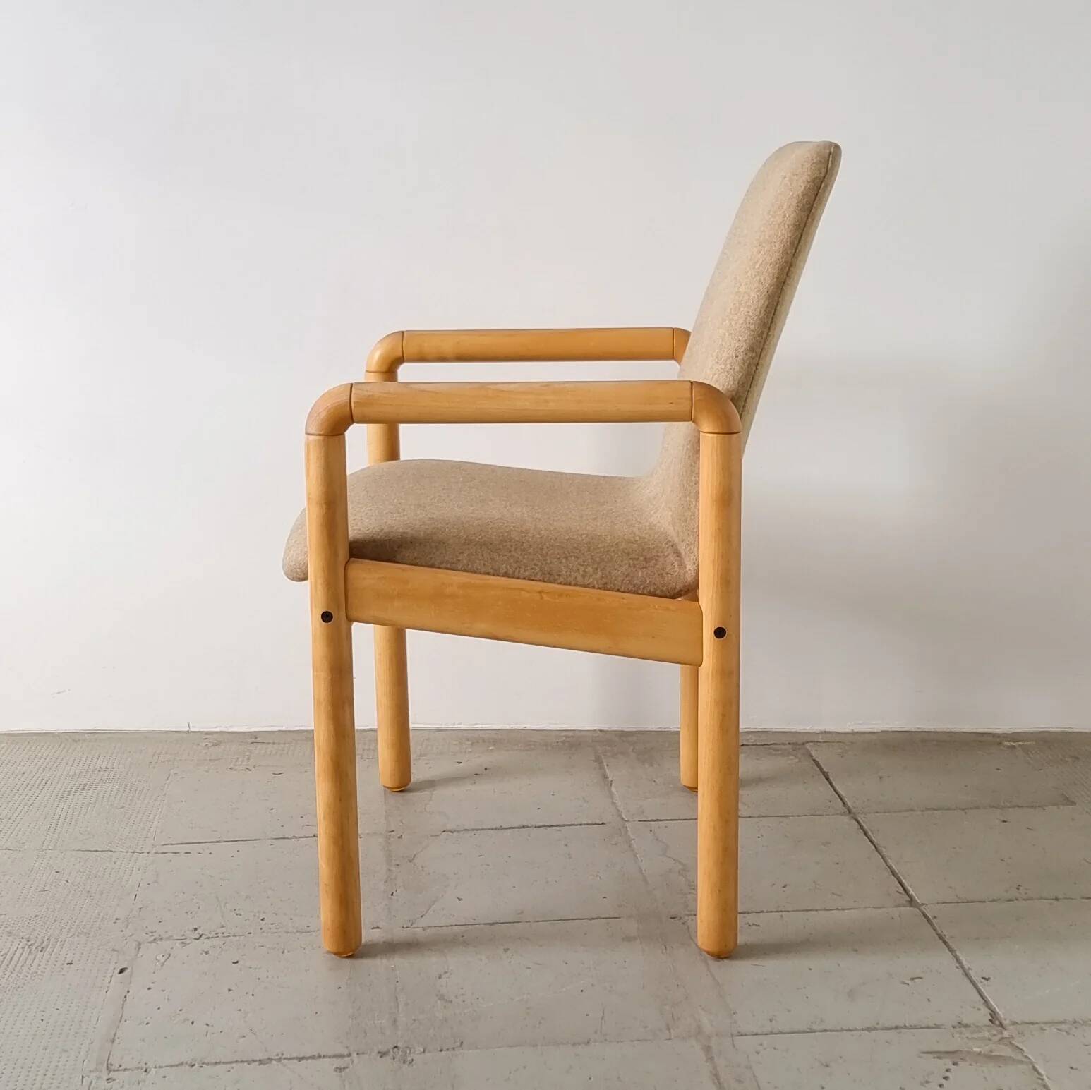 Paire de fauteuils danois en hêtre