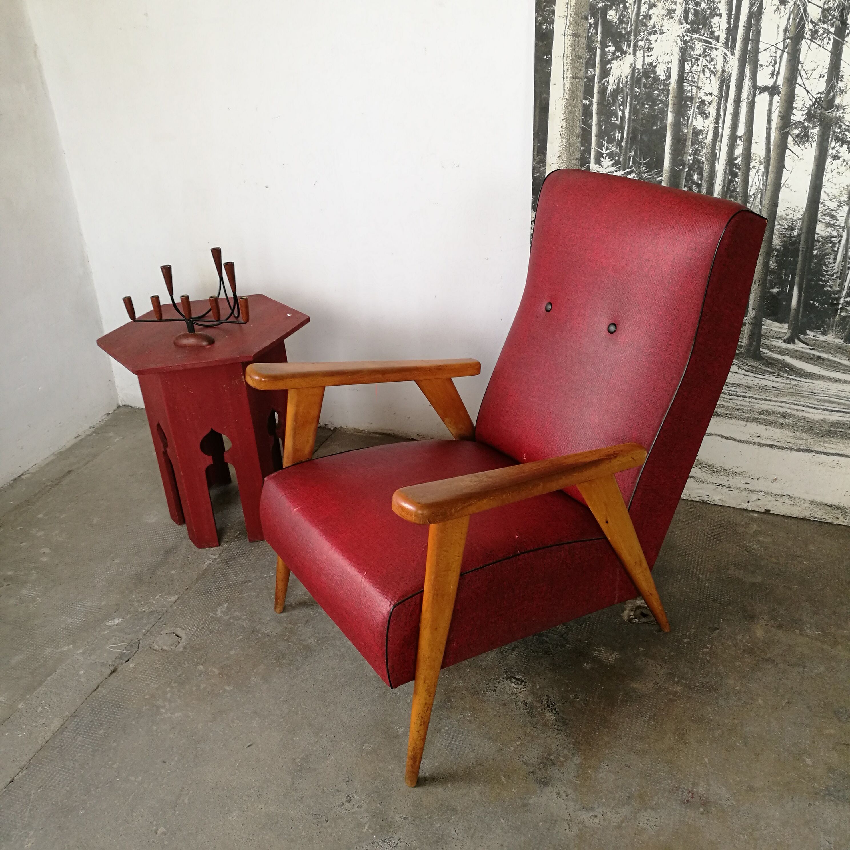 Vintage armchair base compass skaï red