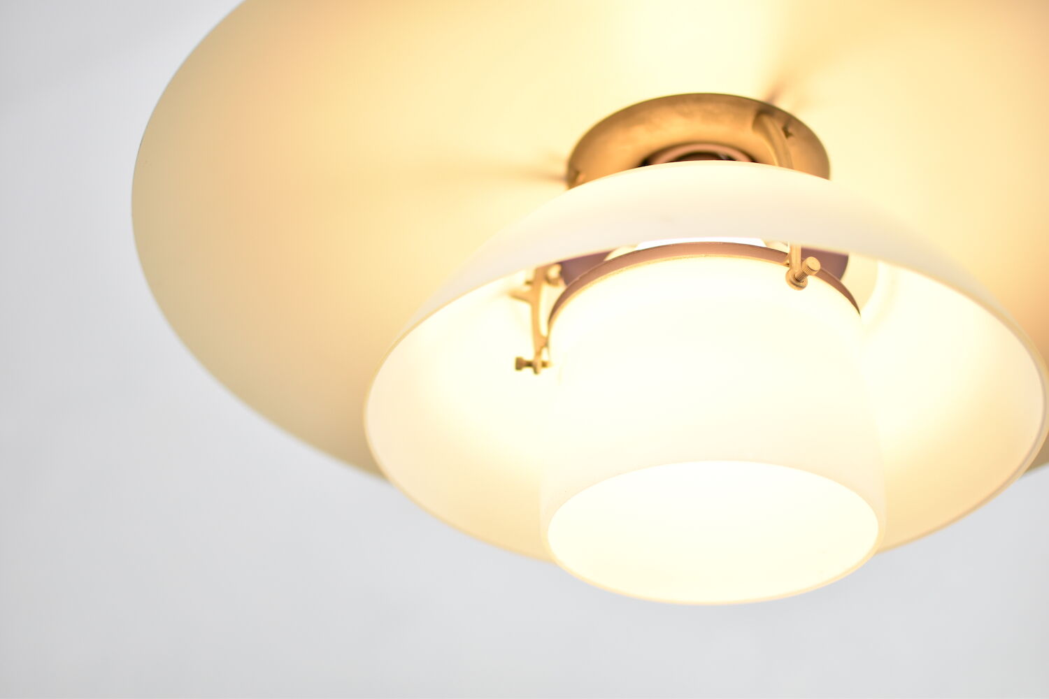 Suspension 41/2-4 de Poul Henningsen pour Louis Poulsen, Danemark 1940