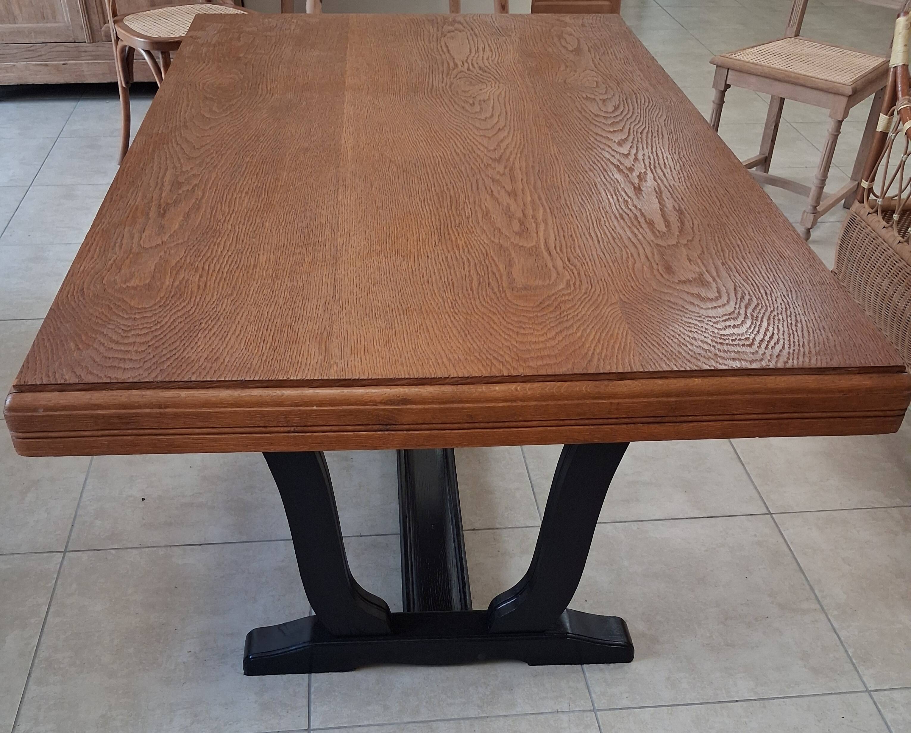Table rectangulaire avec rallonges