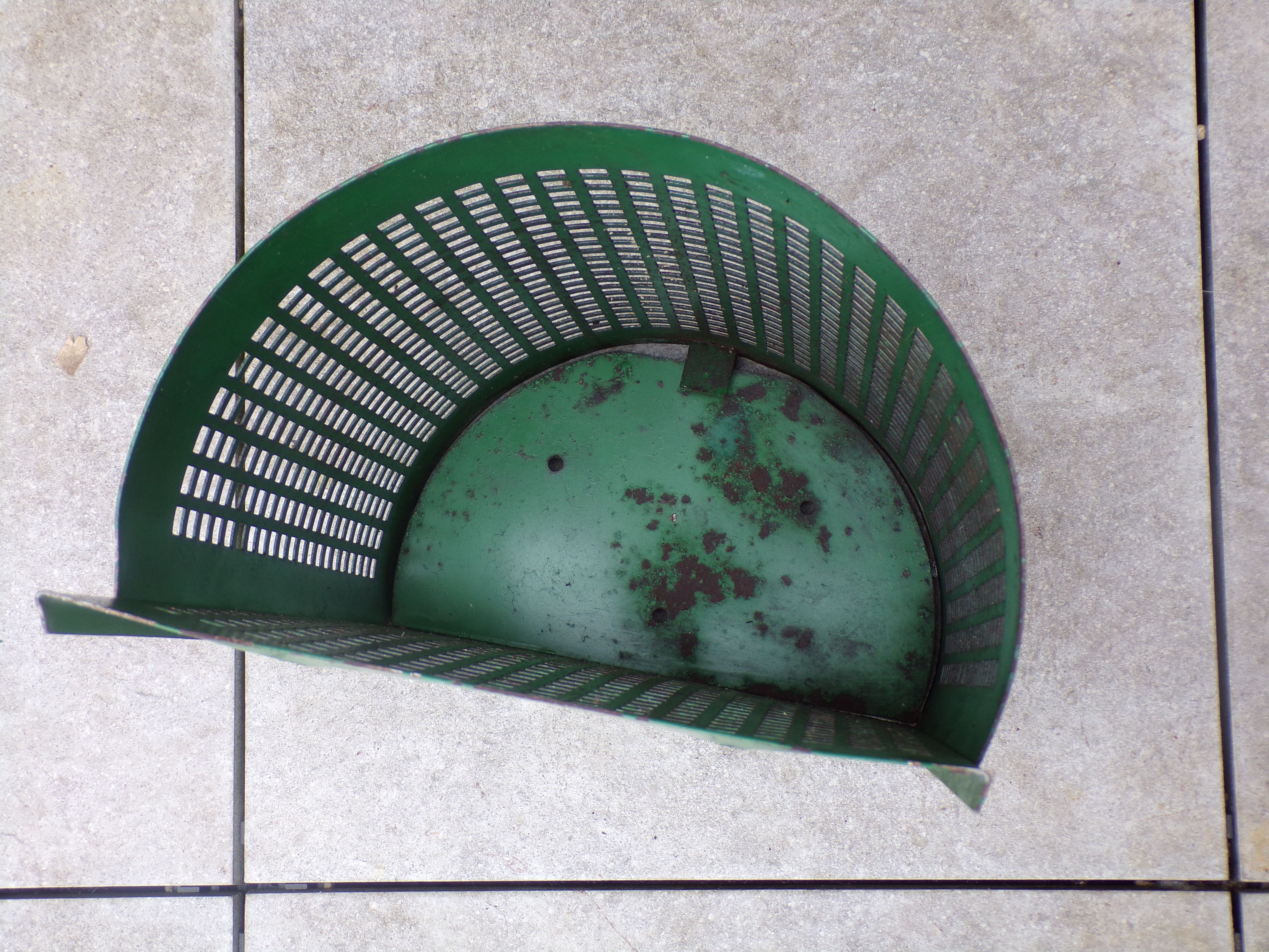 Public garden waste bin